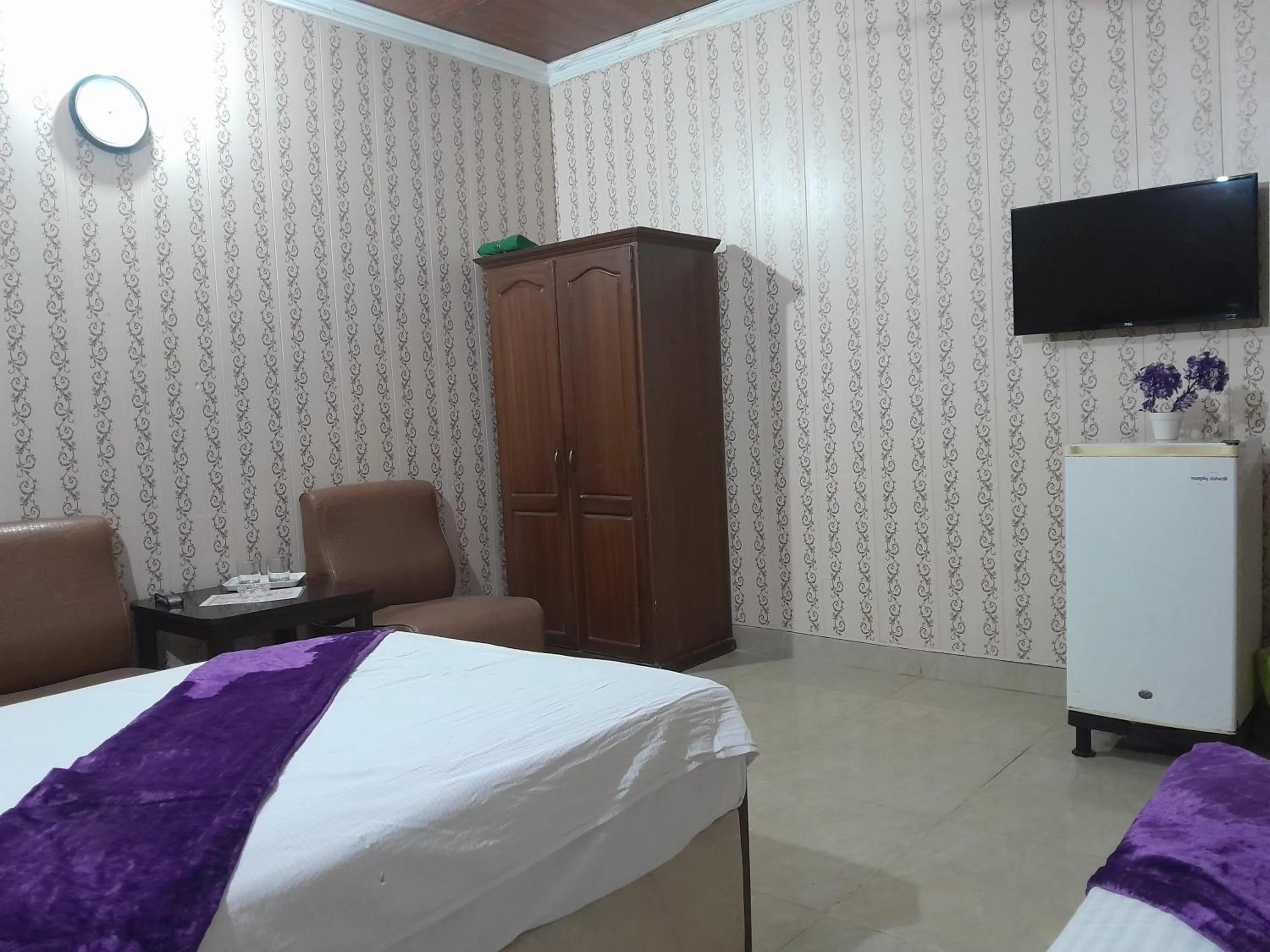 Bed in Hotel Tulip INN Faisal Town