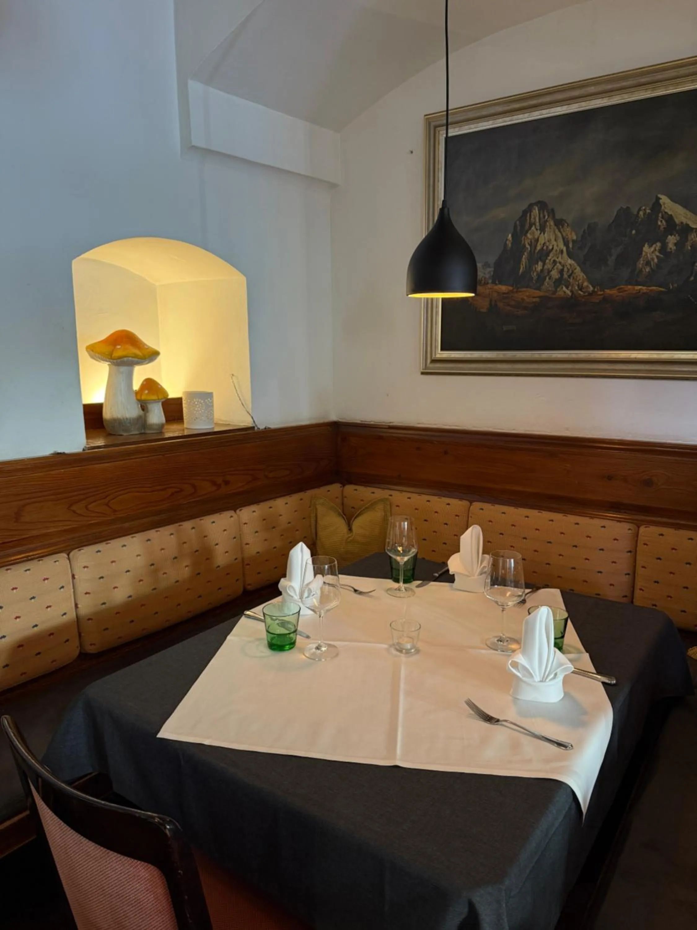 Restaurant/places to eat in Hotel Wilder Mann