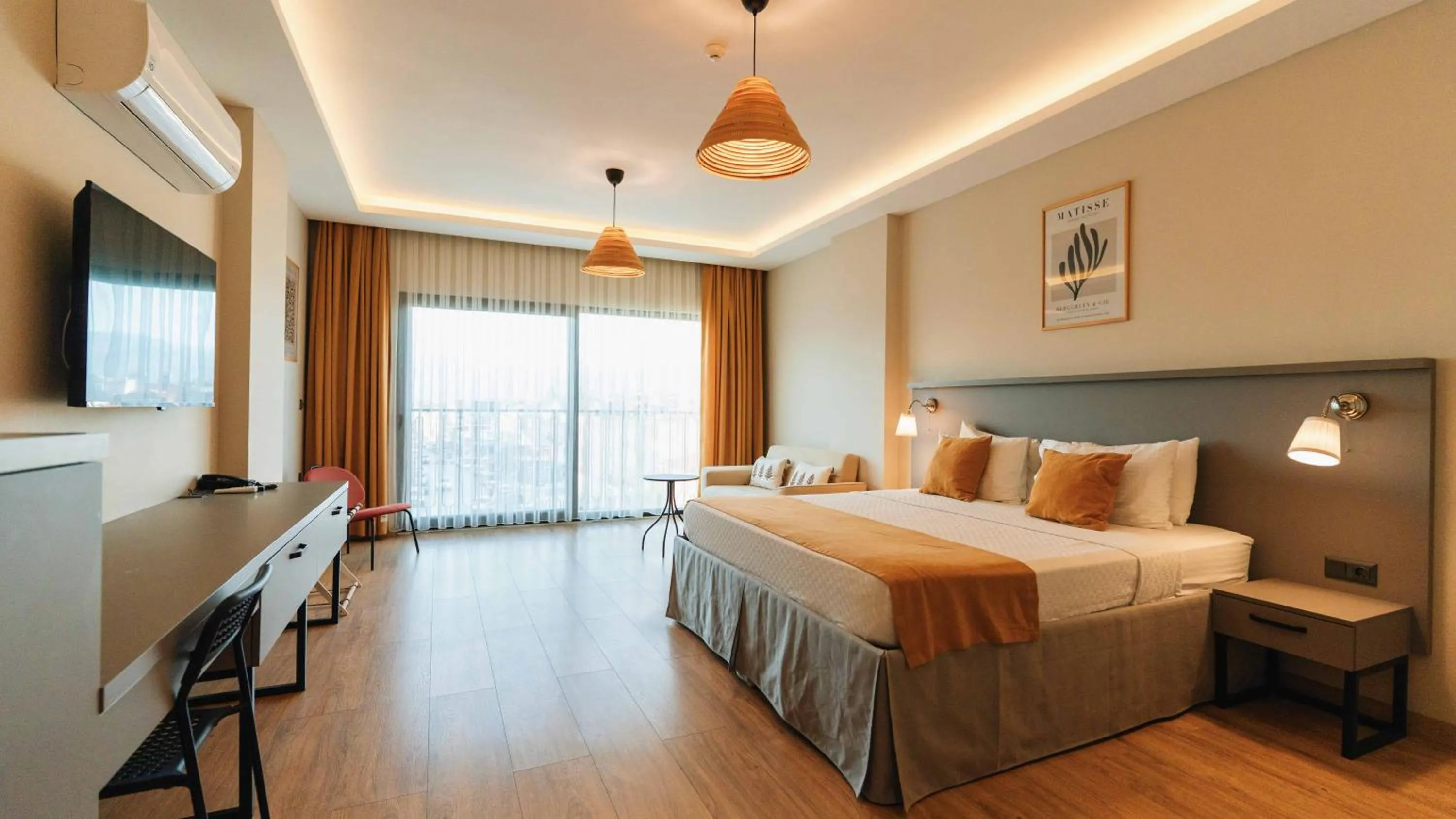 Communal lounge/ TV room, Bed in Belci City House