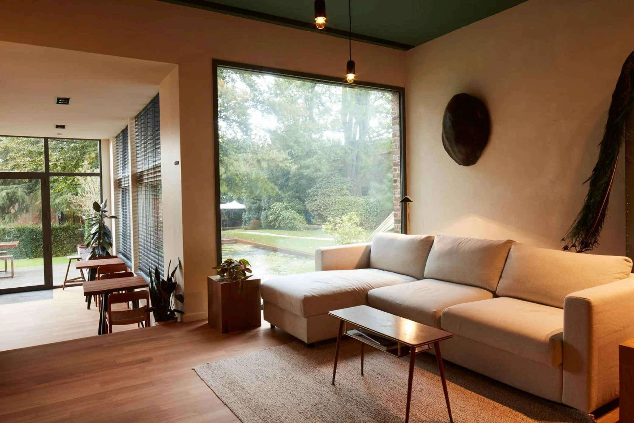 Communal lounge/ TV room in Chambre d'Amis by Alix