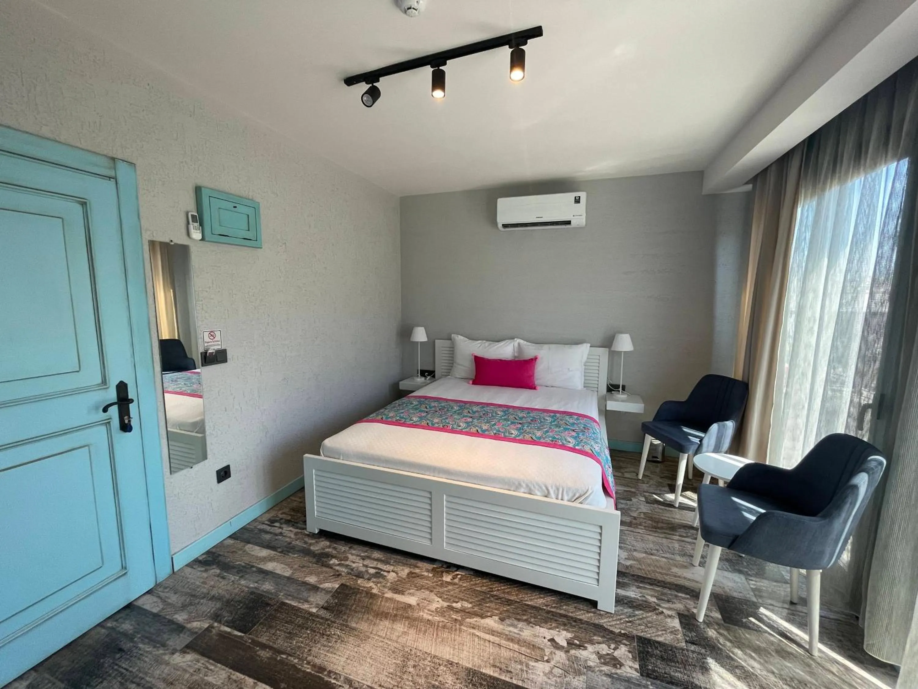 Bedroom, Bed in Villa Oliva Butik Hotel