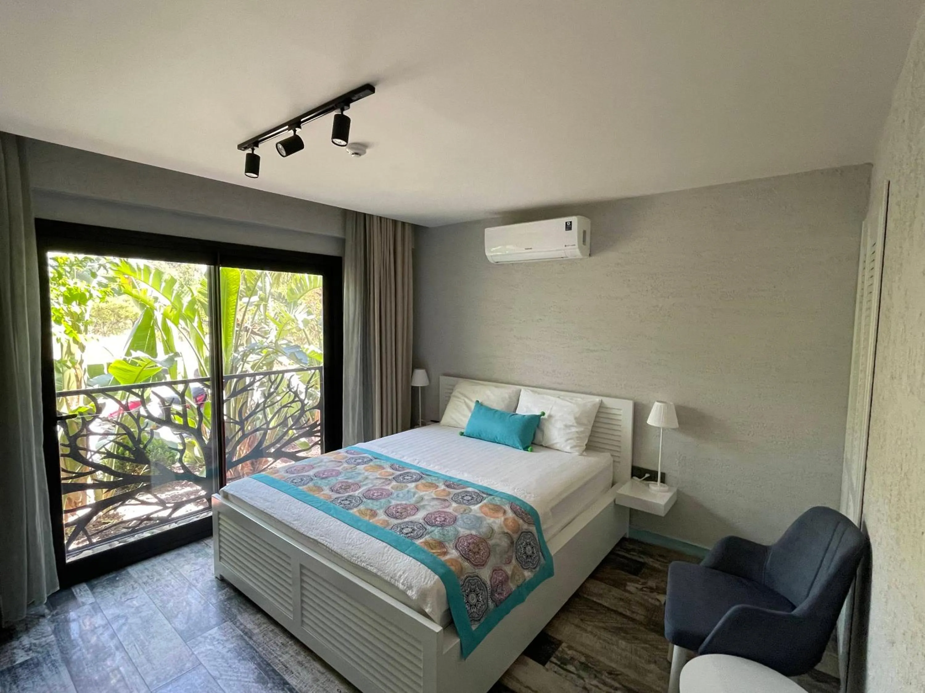 Bedroom, Bed in Villa Oliva Butik Hotel