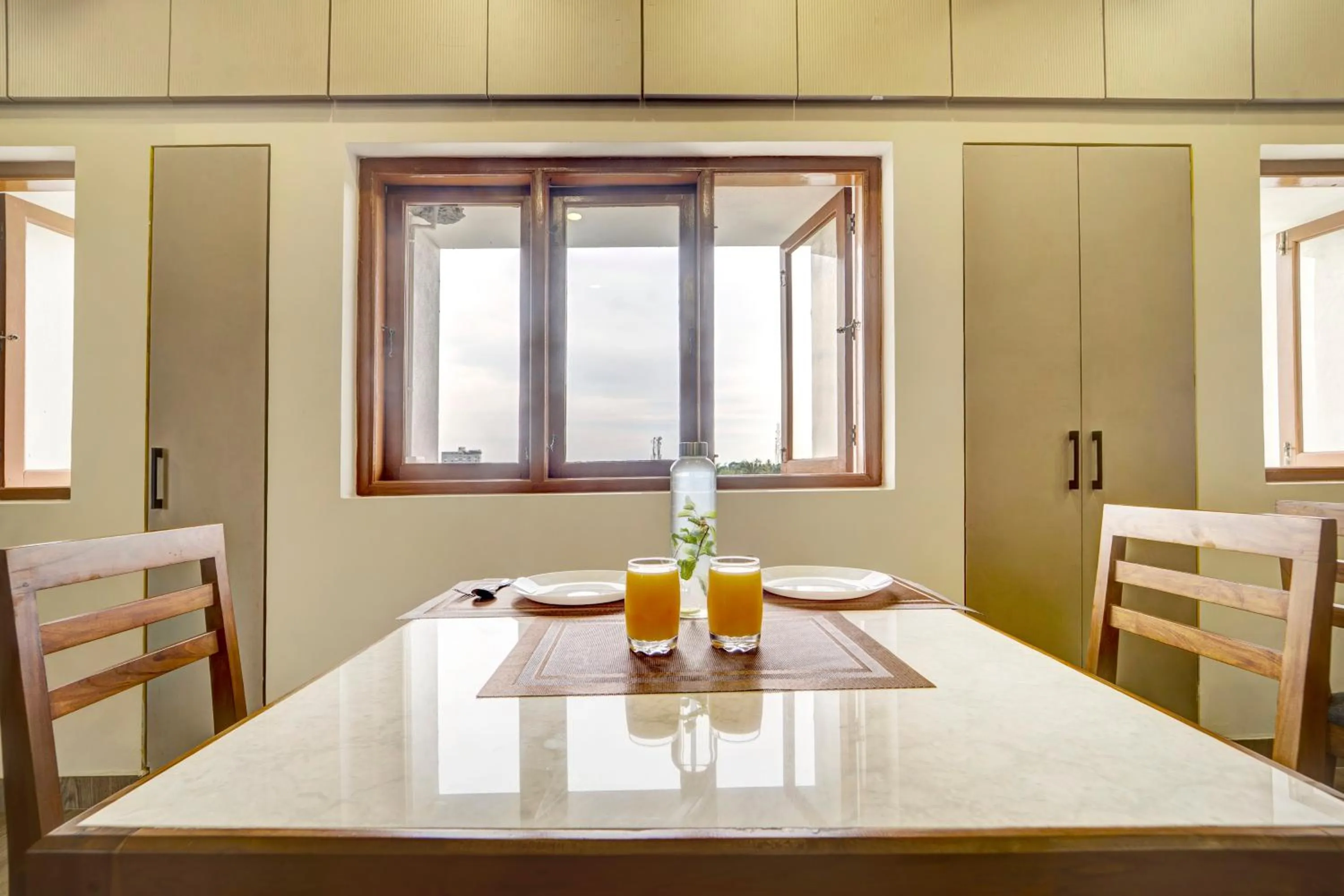 Dining area in Treebo Pratham Inn, Manipal