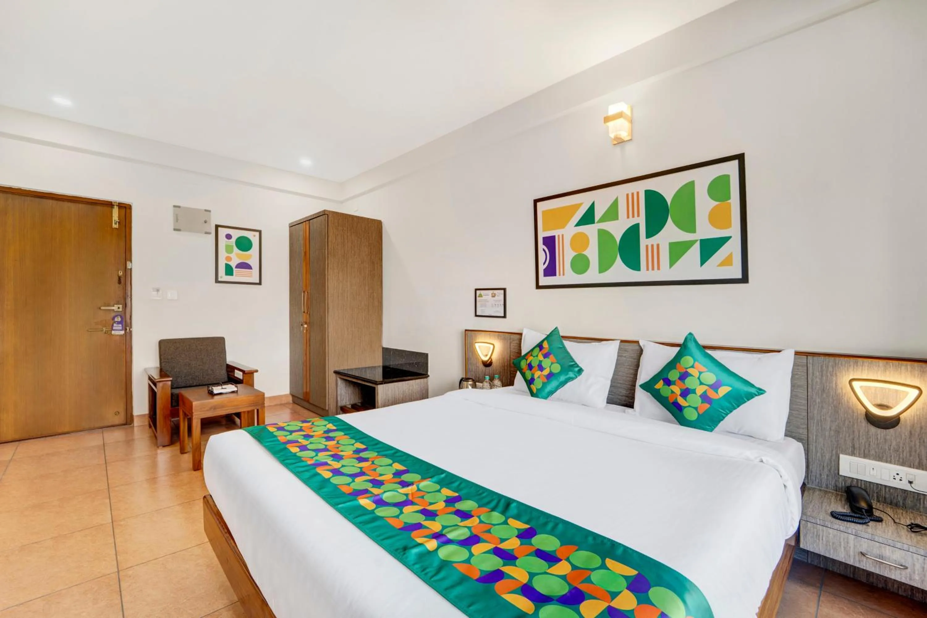 Bedroom, Bed in Treebo Pratham Inn, Manipal