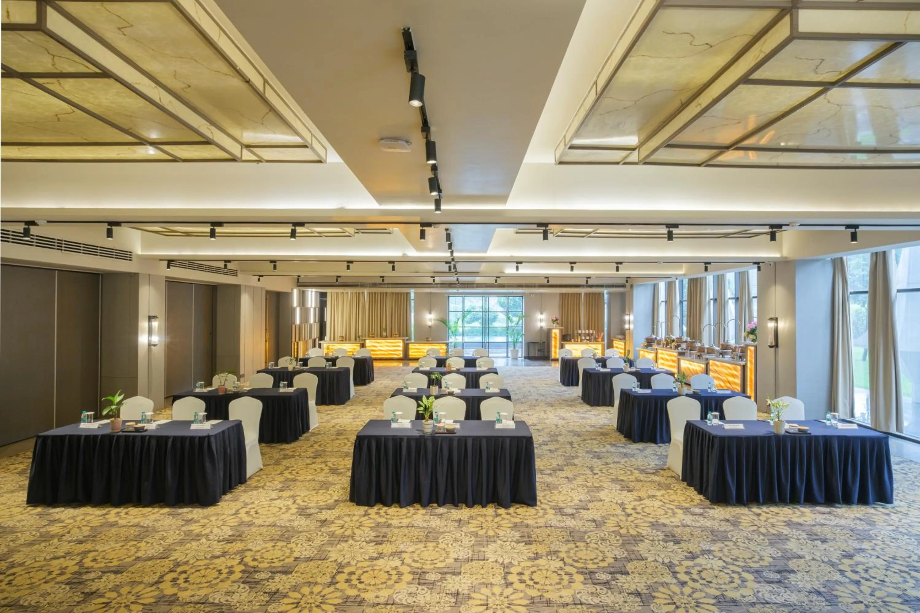 Banquet/Function facilities in Udman Hotel Greater Noida