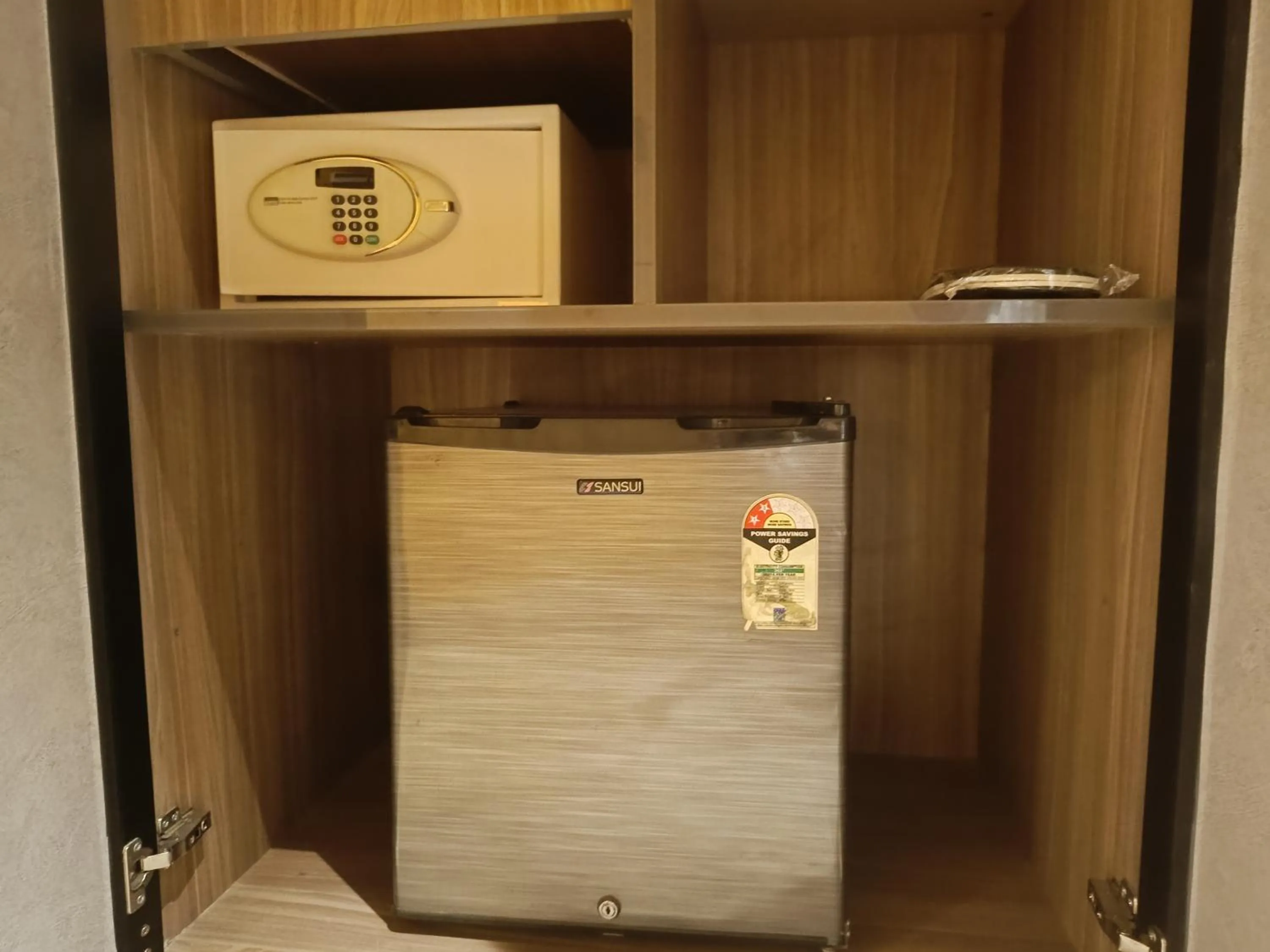 Area and facilities in Udman Hotel Greater Noida