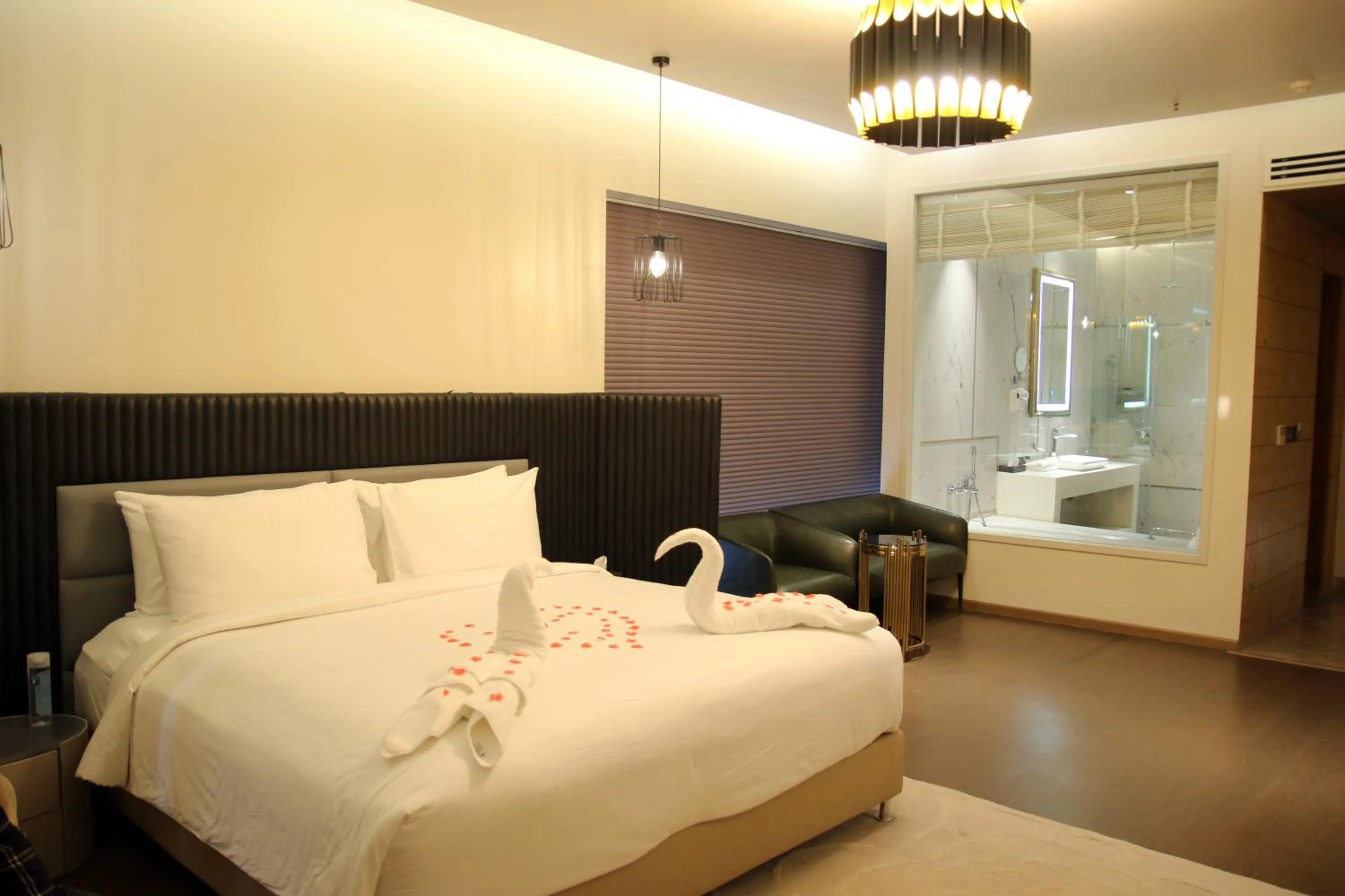 Bedroom, Bed in Udman Hotel Greater Noida