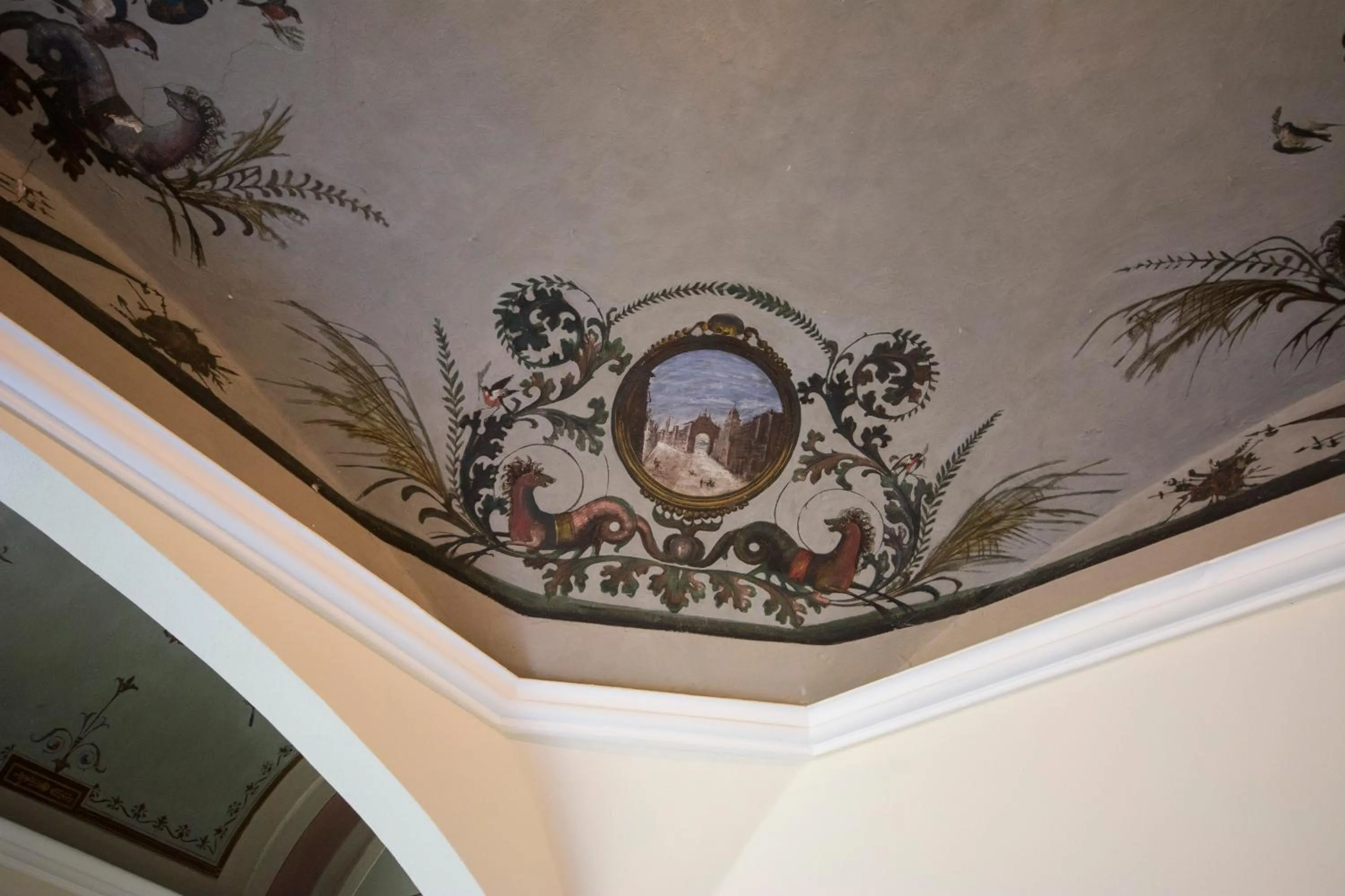 Decorative detail in B&B Pantaneto - Palazzo Bulgarini