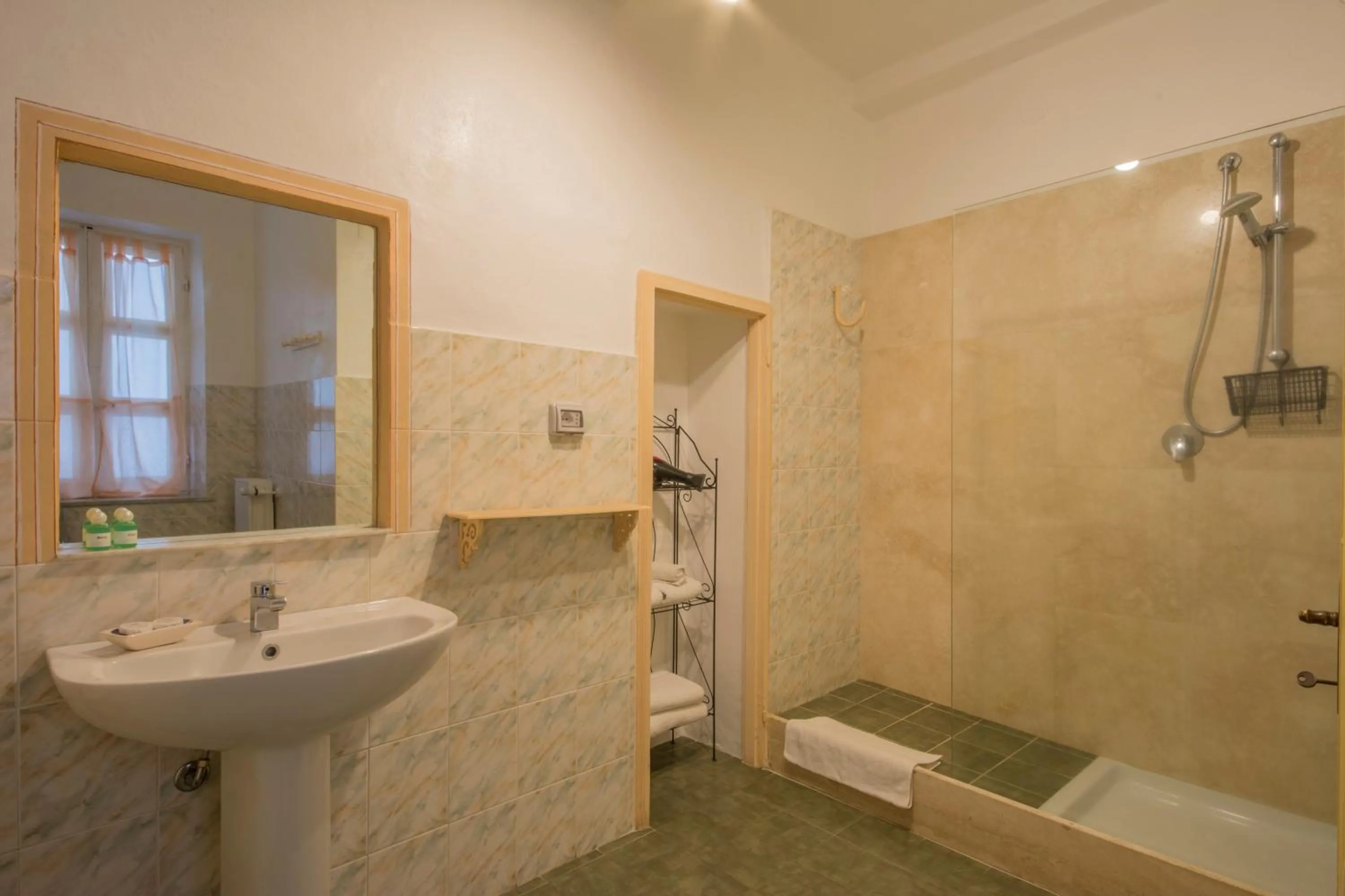 Bathroom in B&B Pantaneto - Palazzo Bulgarini