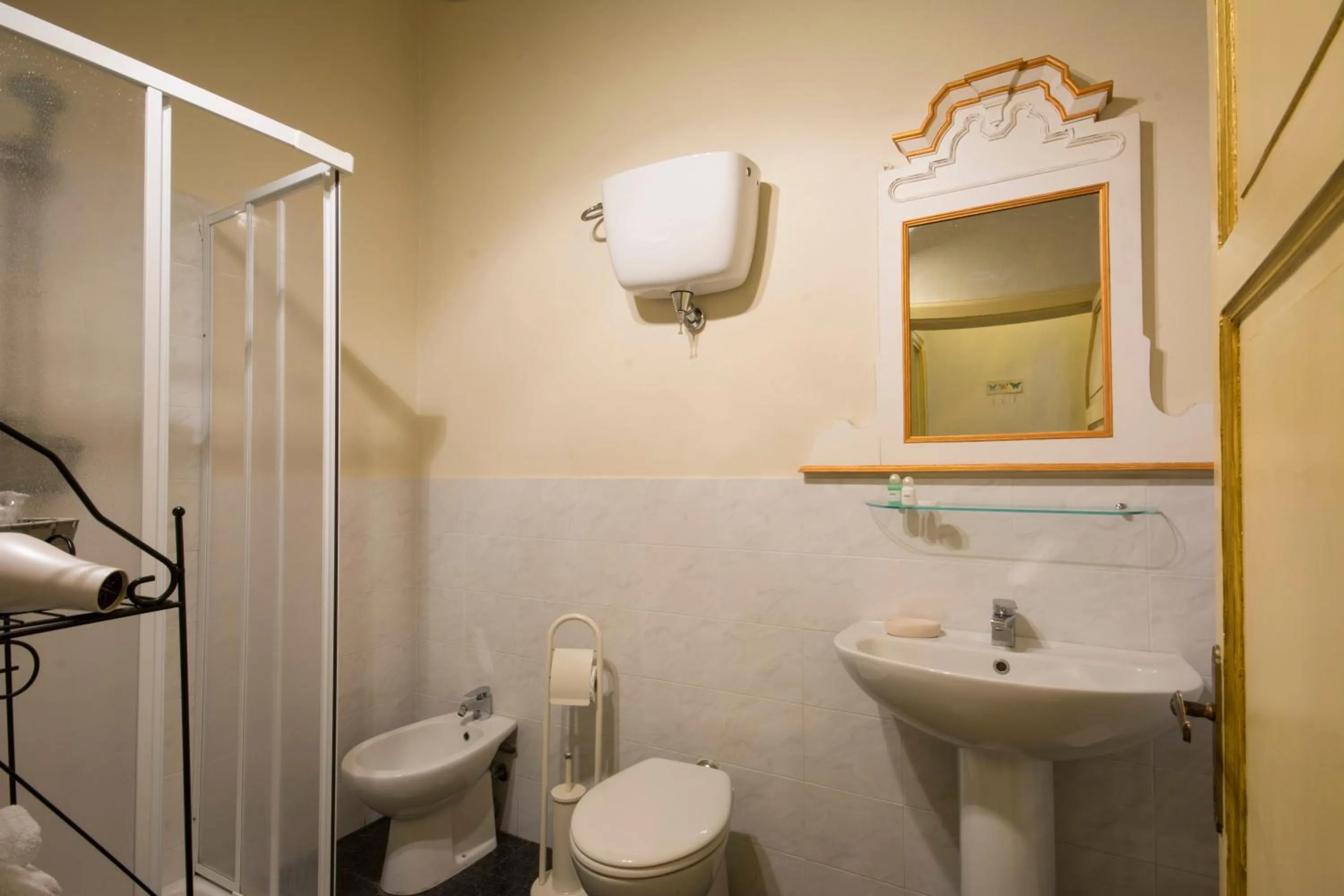 Bathroom in B&B Pantaneto - Palazzo Bulgarini