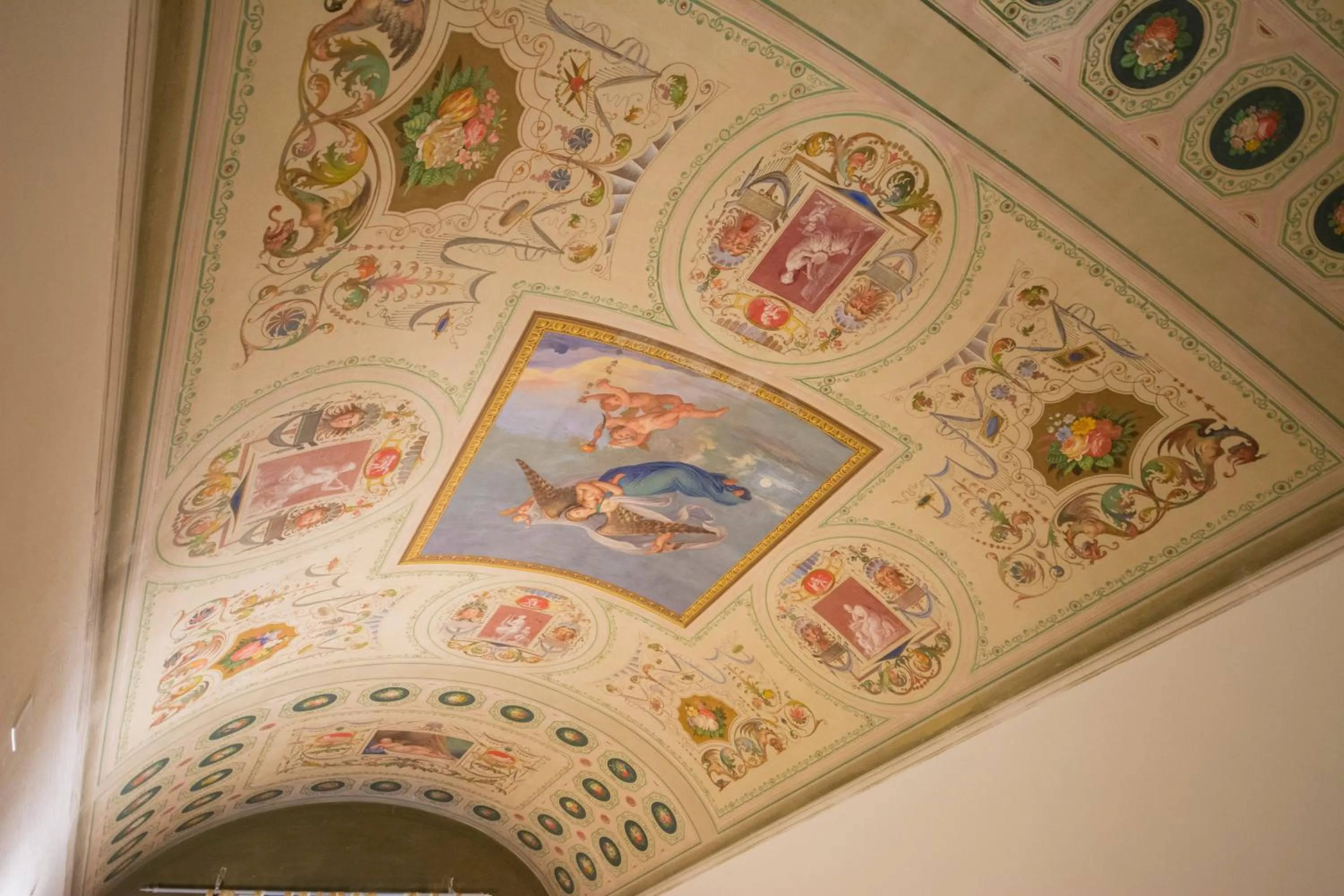 Decorative detail in B&B Pantaneto - Palazzo Bulgarini