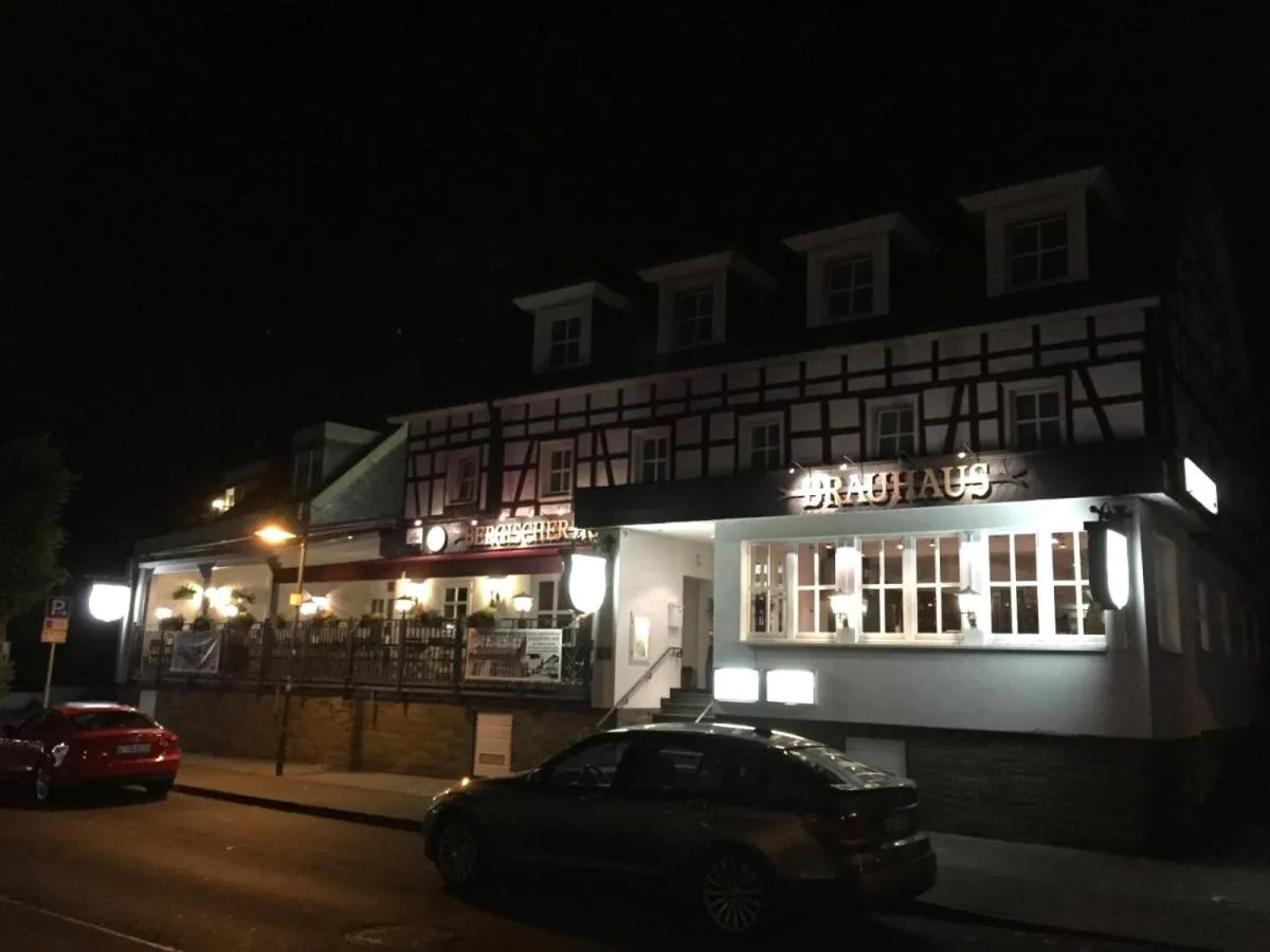 Property building in Bergischer Hof