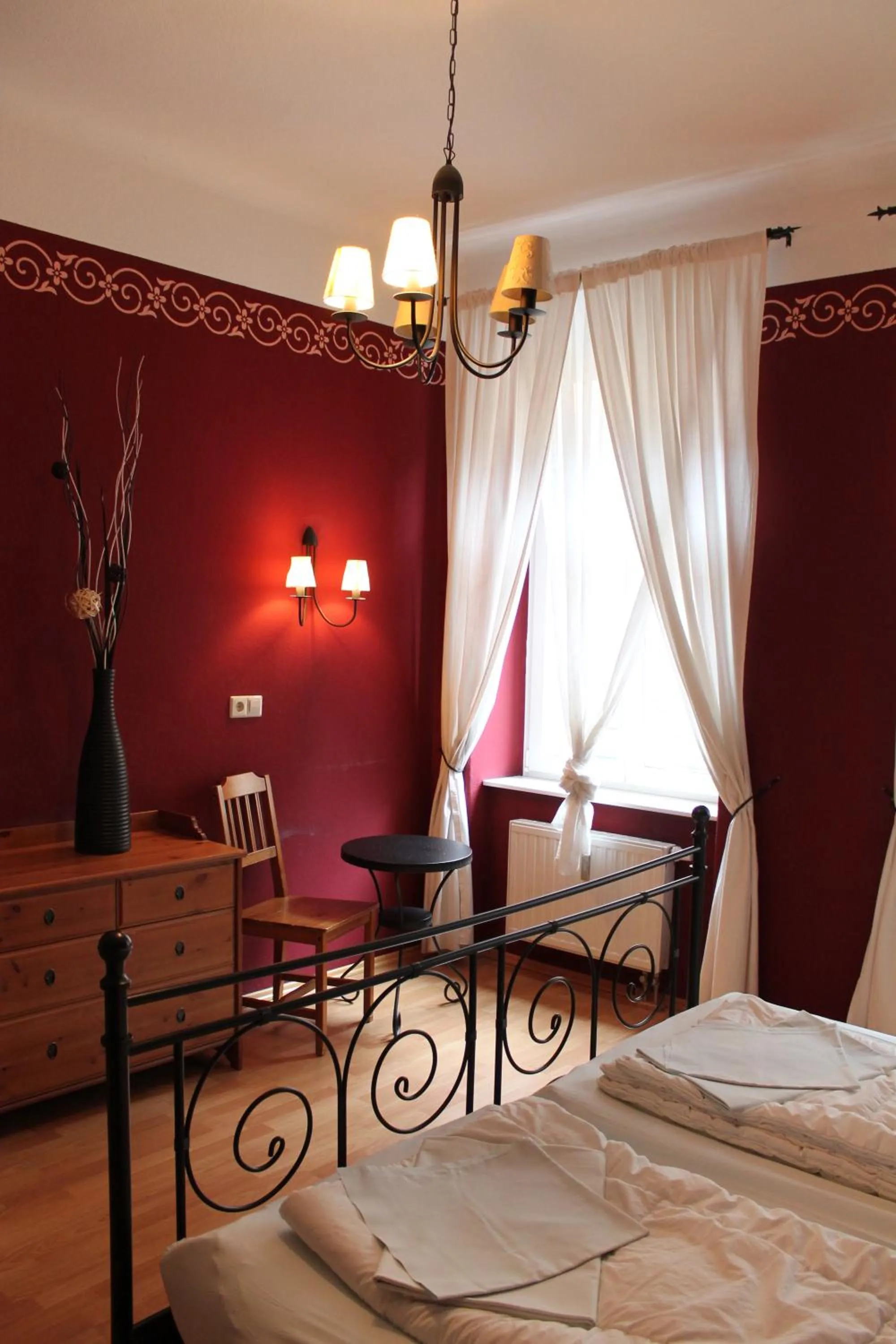 Bedroom, Bed in Hostel Louise 20