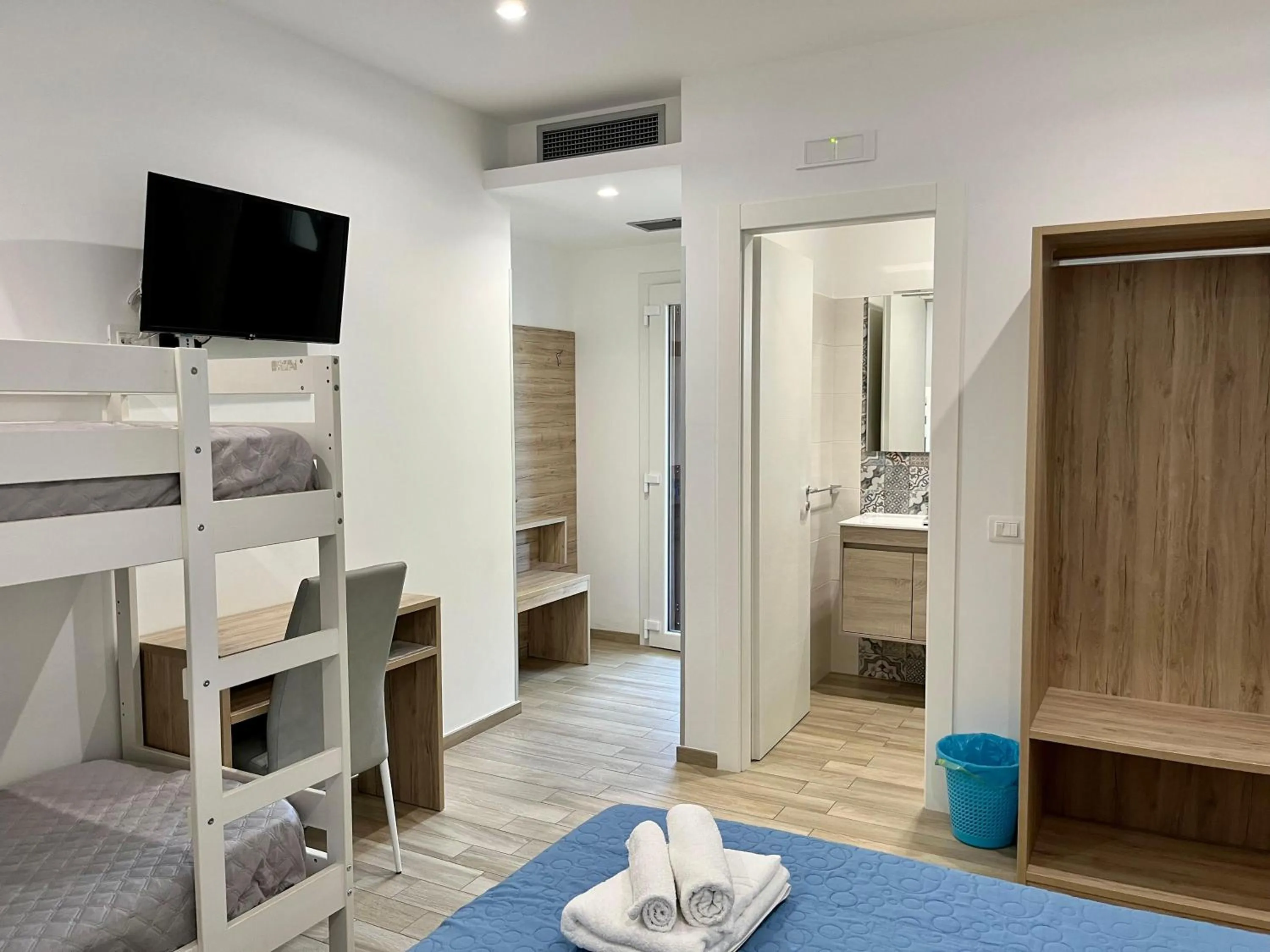 Bed in Salsedine Tropea Capo Vaticano