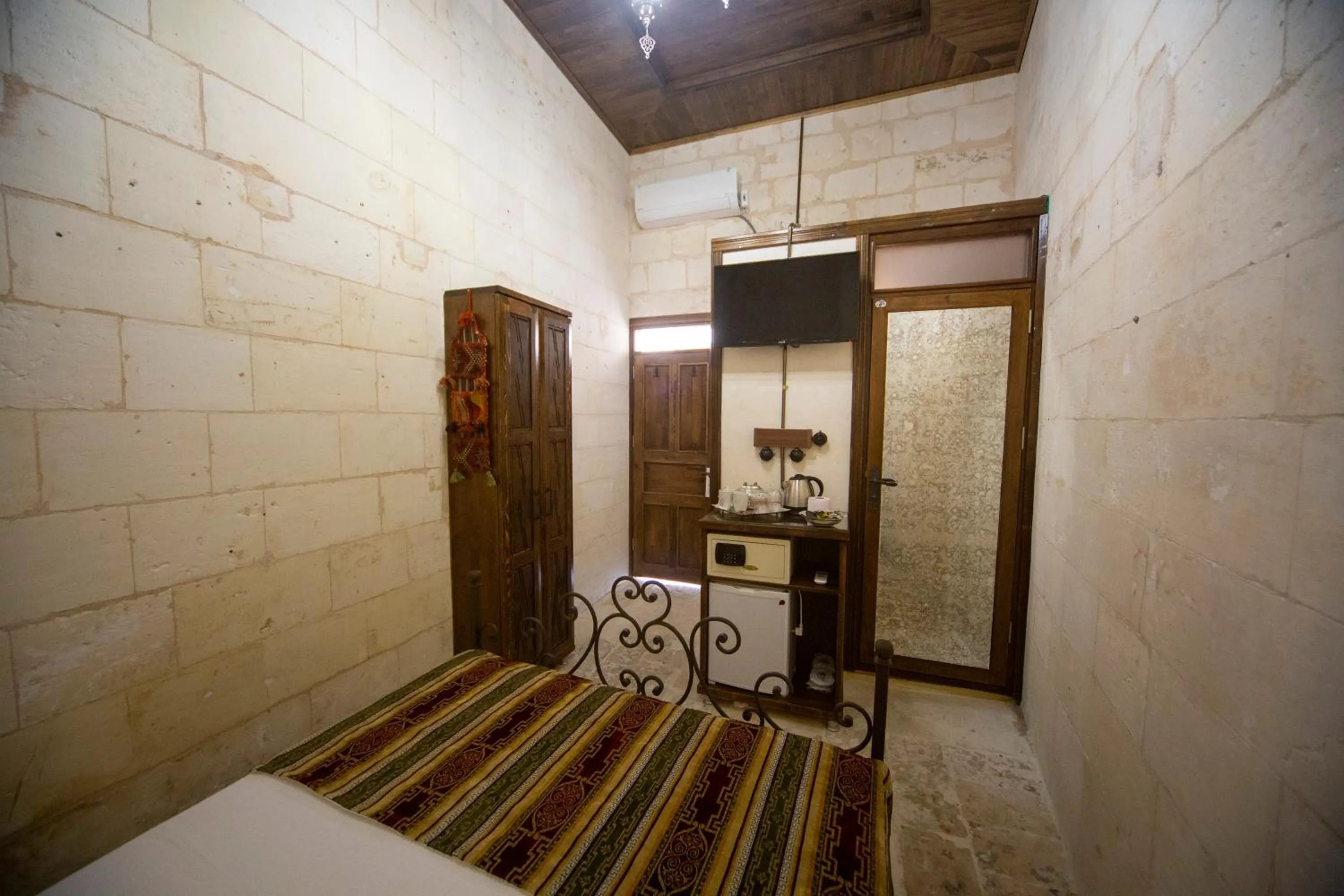 Bed in Hayatlı Konak