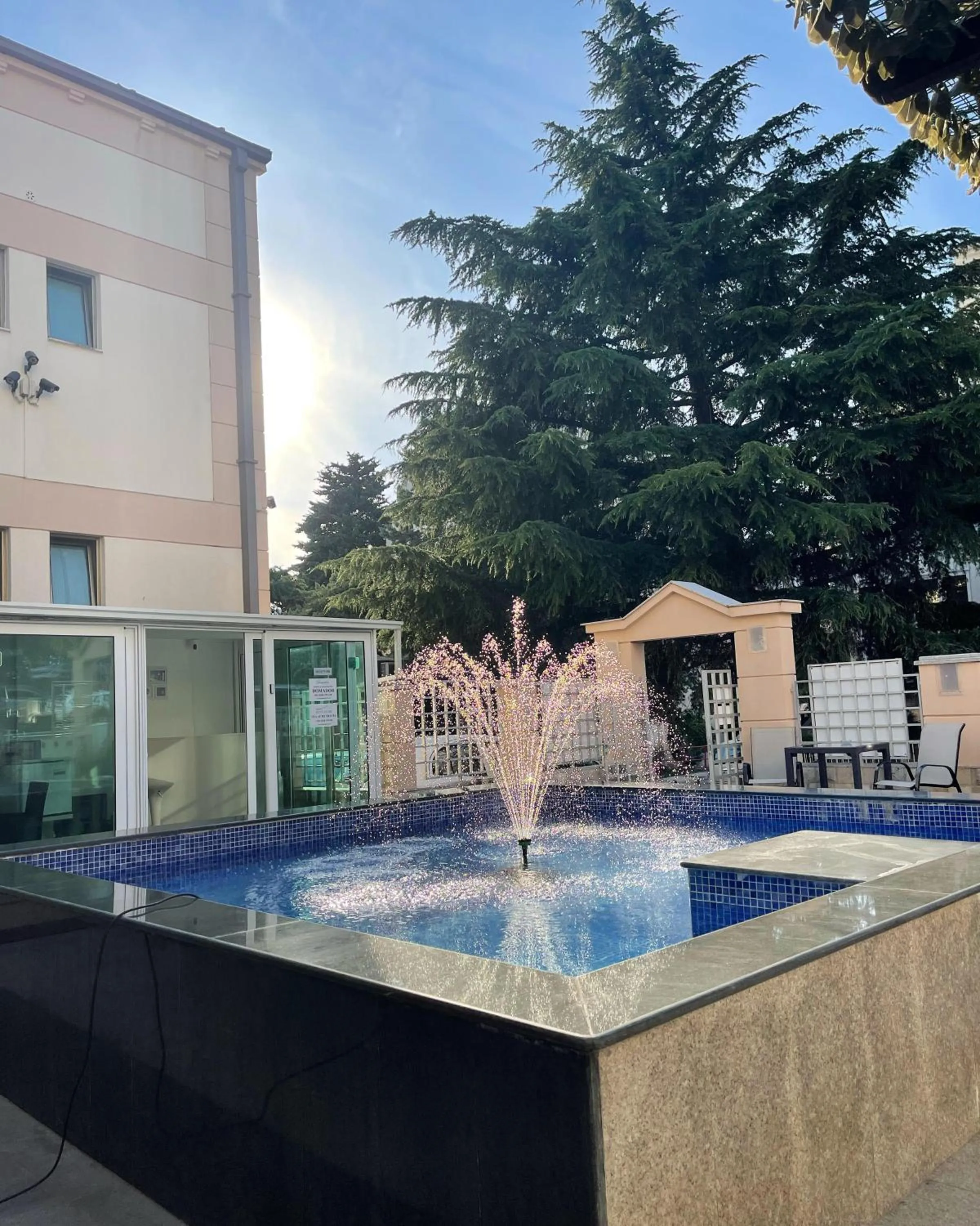 Property building in Domador Rooms & Apartments