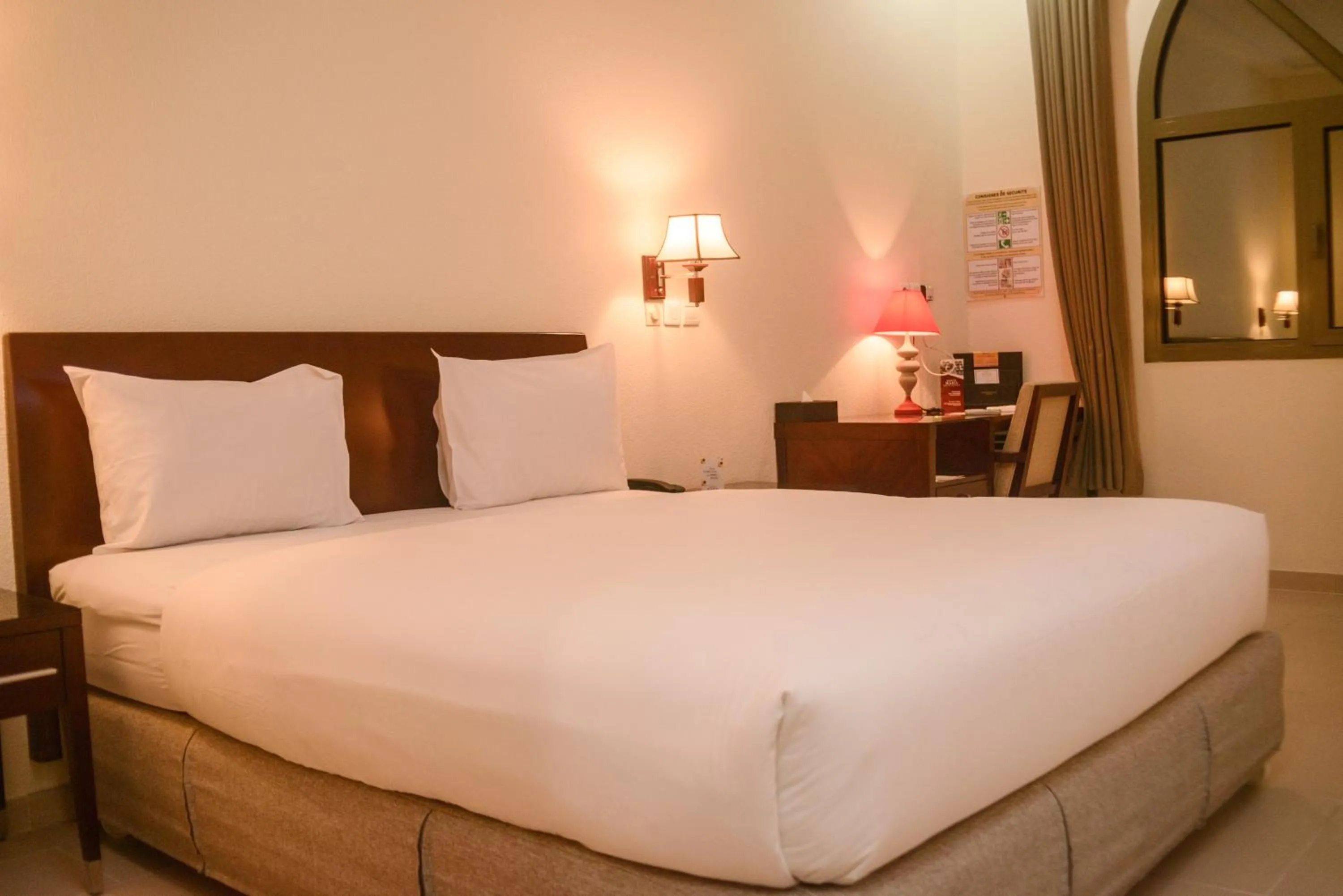Bed in Hôtel Sancta Maria