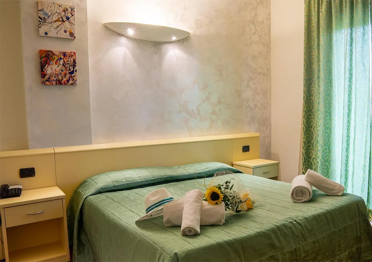 Bedroom, Bed in Caprice