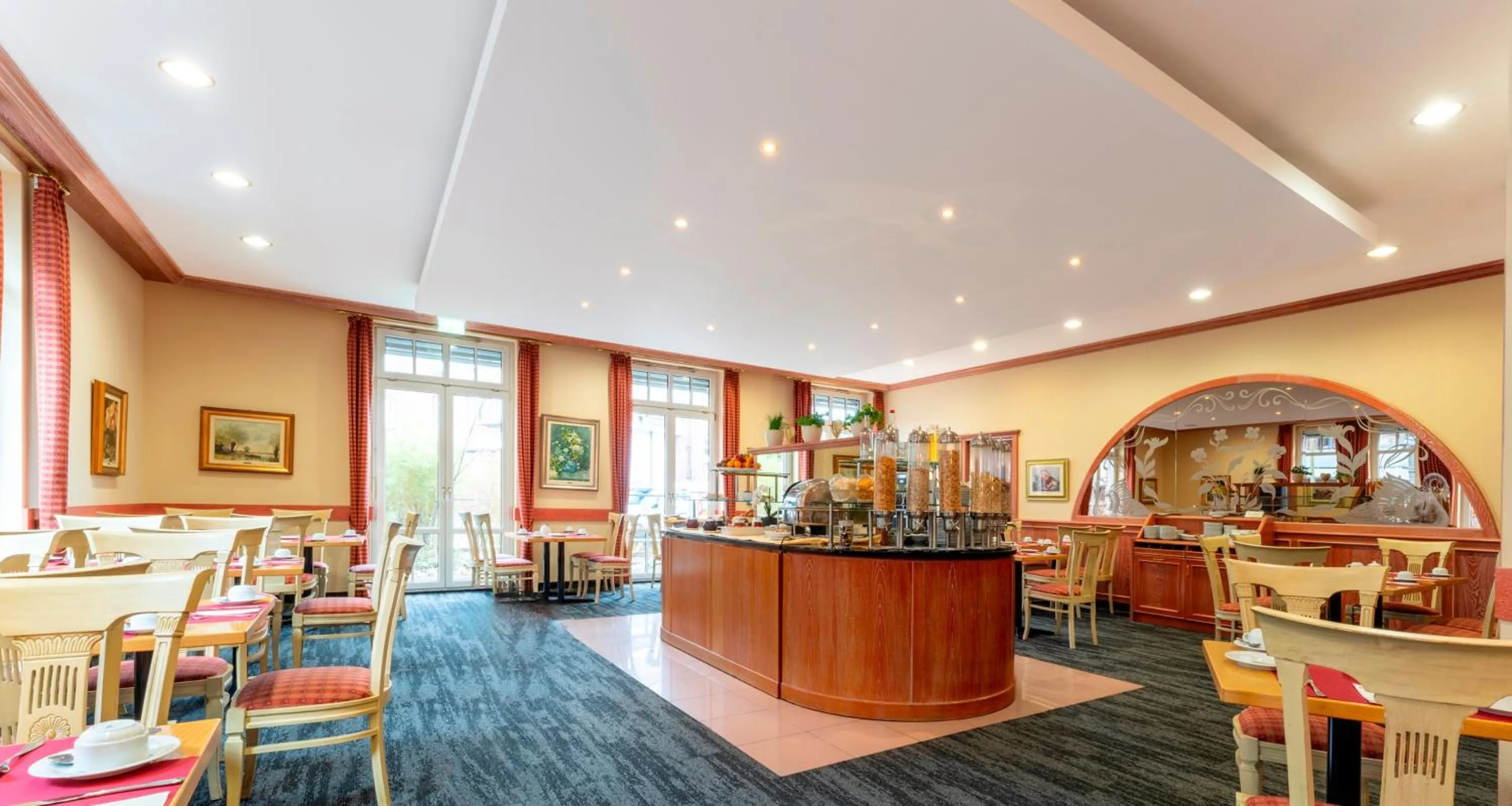 Restaurant/places to eat in PLAZA Premium Parkhotel Norderstedt