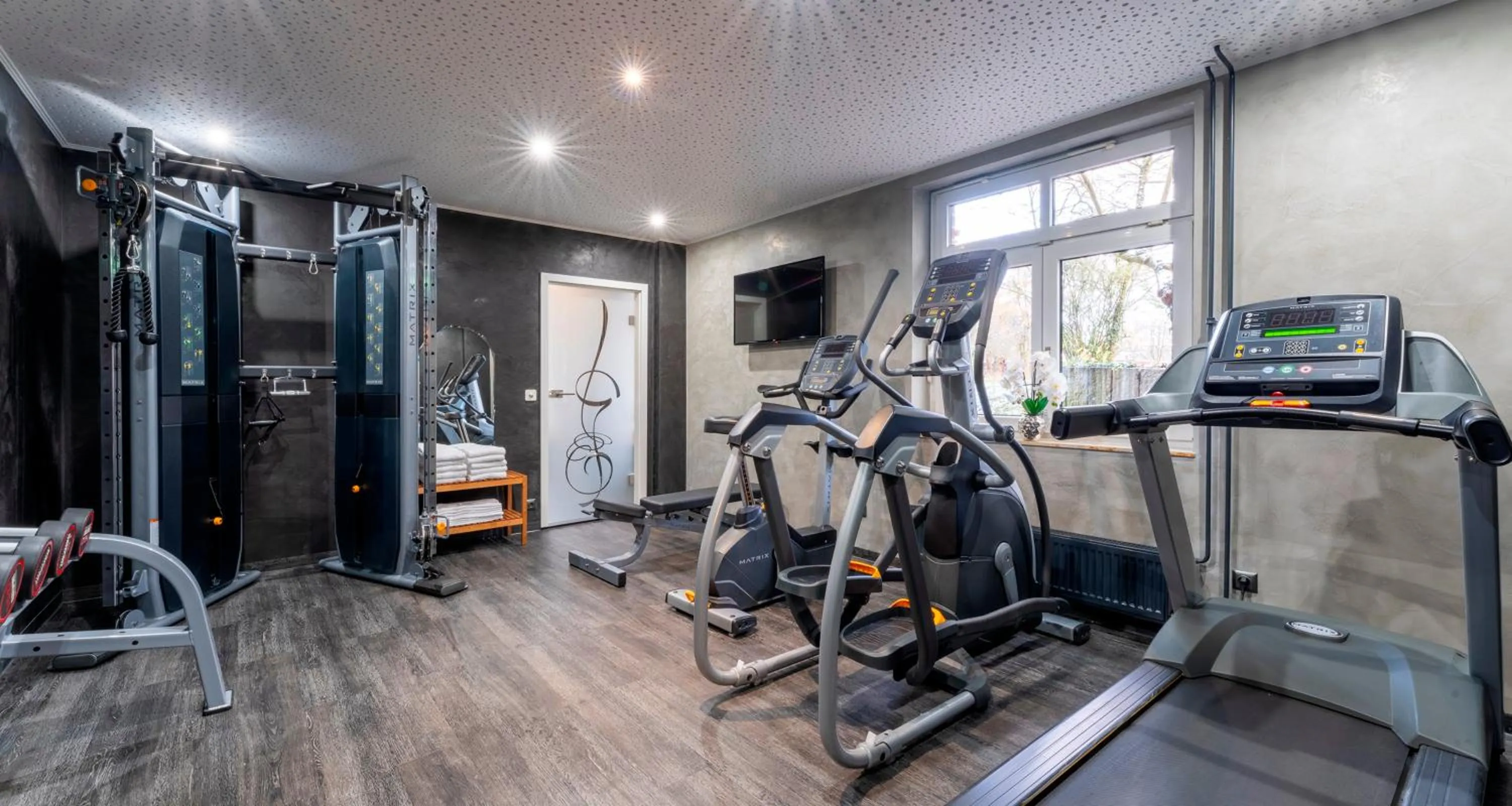 Fitness centre/facilities in PLAZA Premium Parkhotel Norderstedt