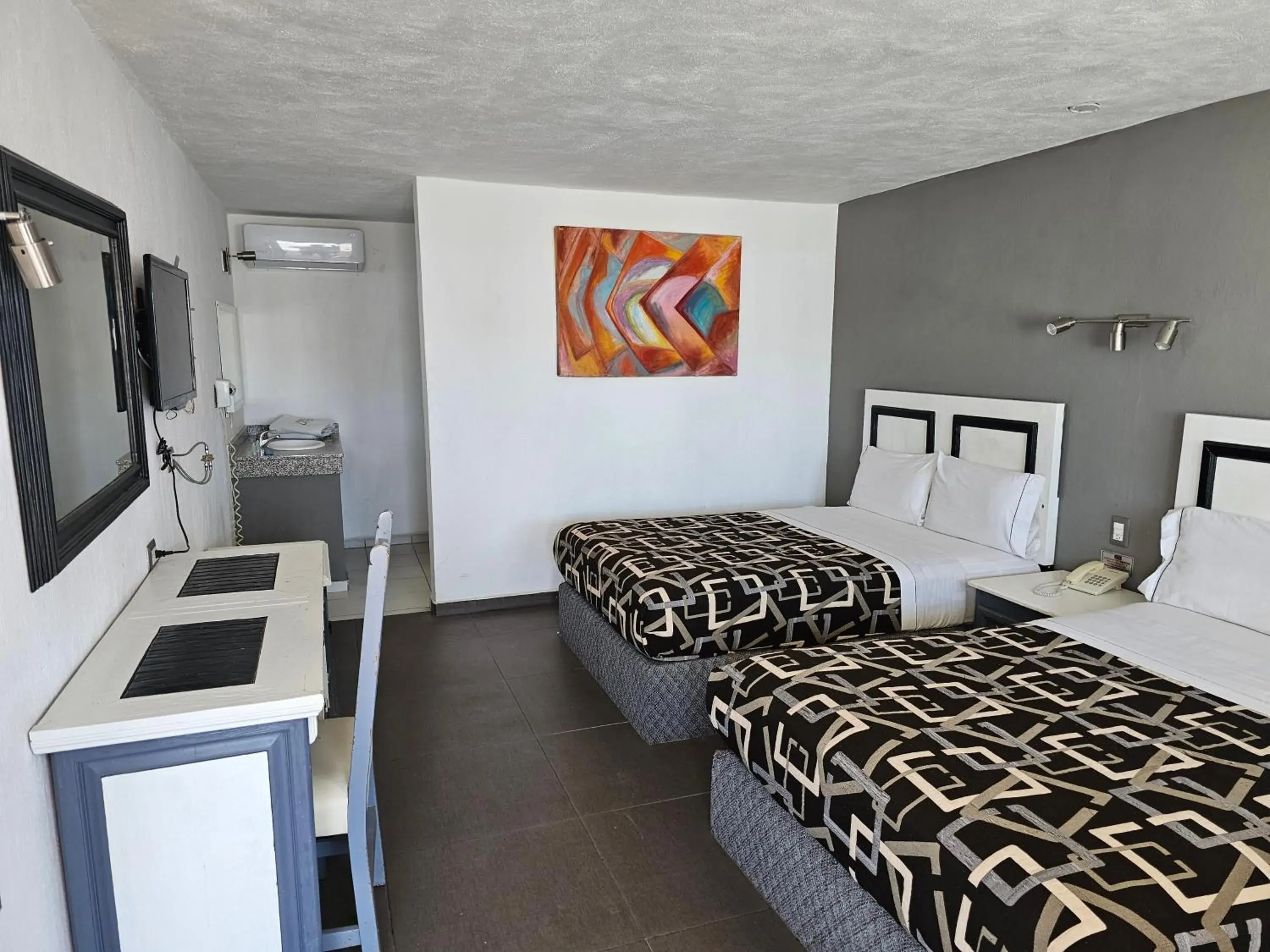 Economy Twin Room in LaVid Aguascalientes Economy Twin Room in LaVid Aguascalientes
