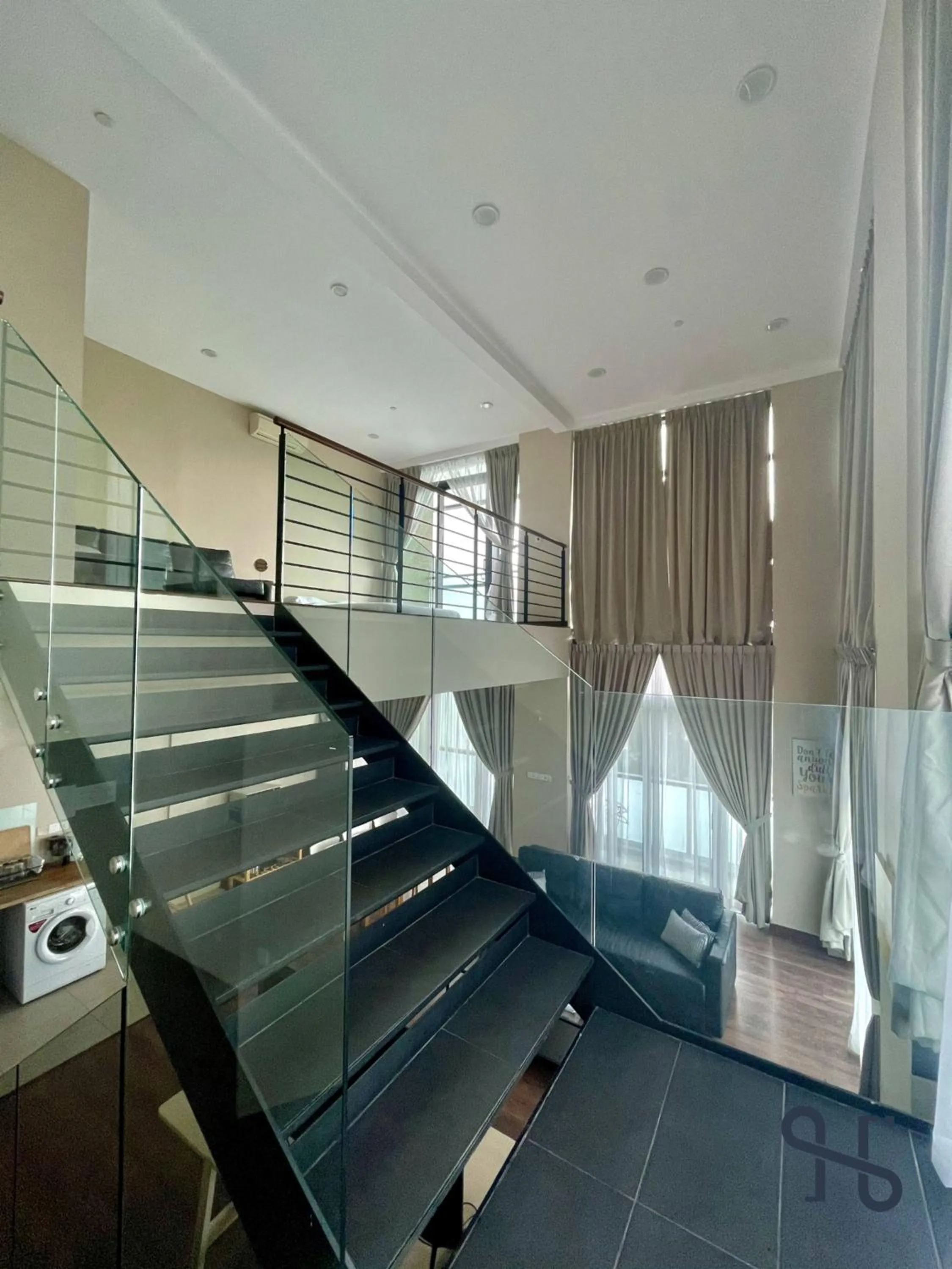 Living room in Homesuite' Home at Riverson Soho