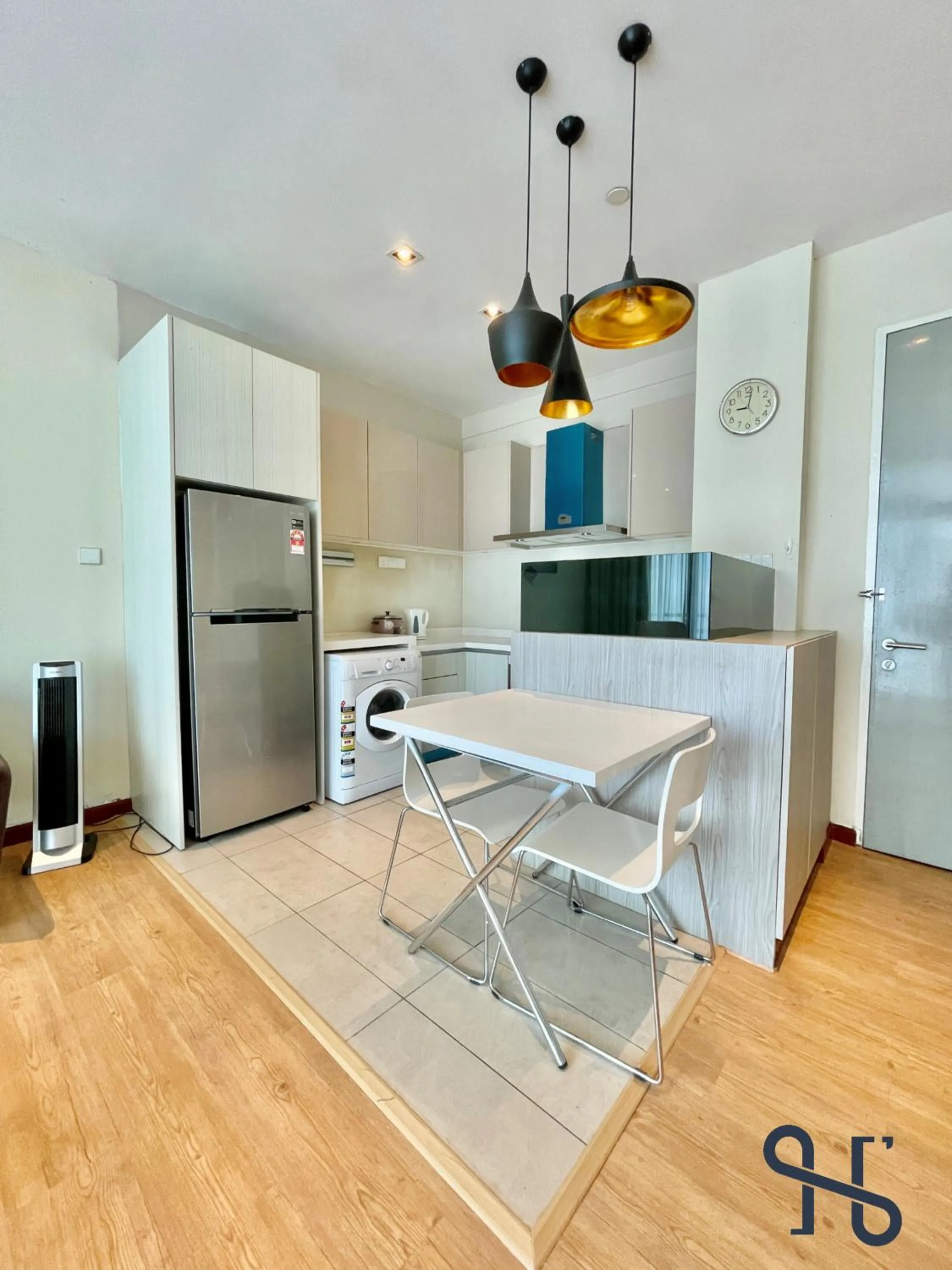 Kitchen or kitchenette in Homesuite' Home at Riverson Soho