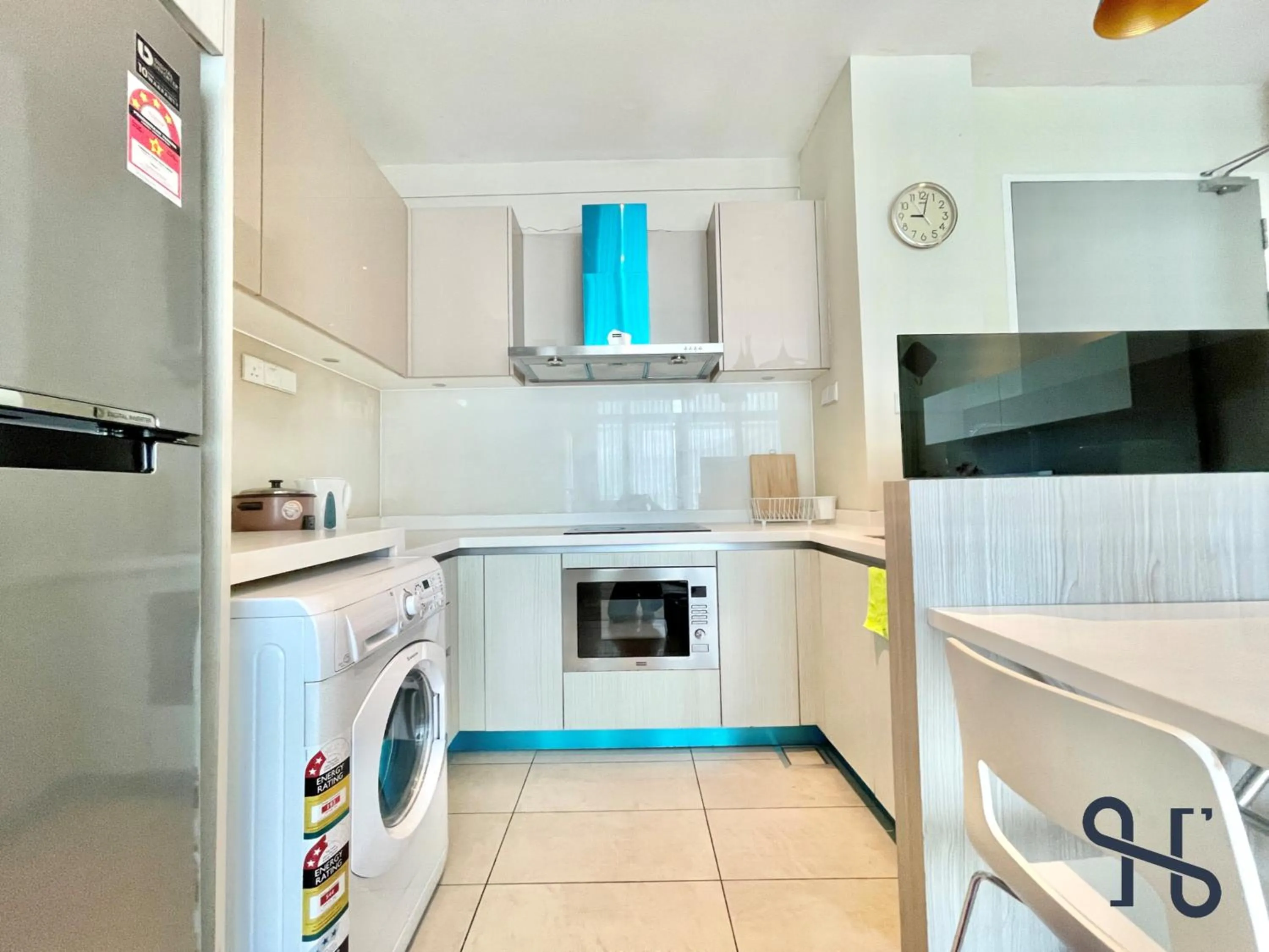 Kitchen or kitchenette in Homesuite' Home at Riverson Soho