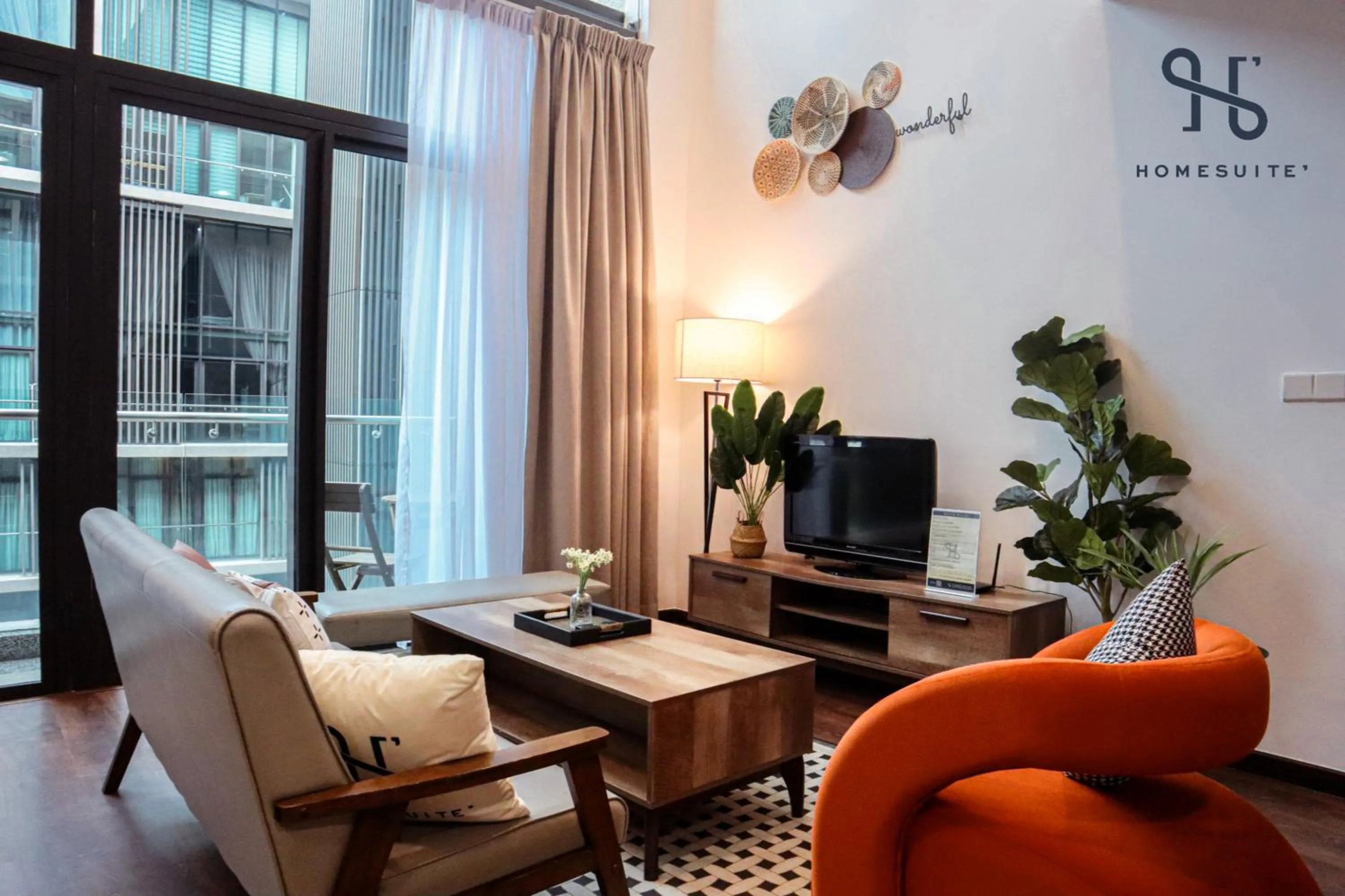 Seating area in Homesuite' Home at Riverson Soho