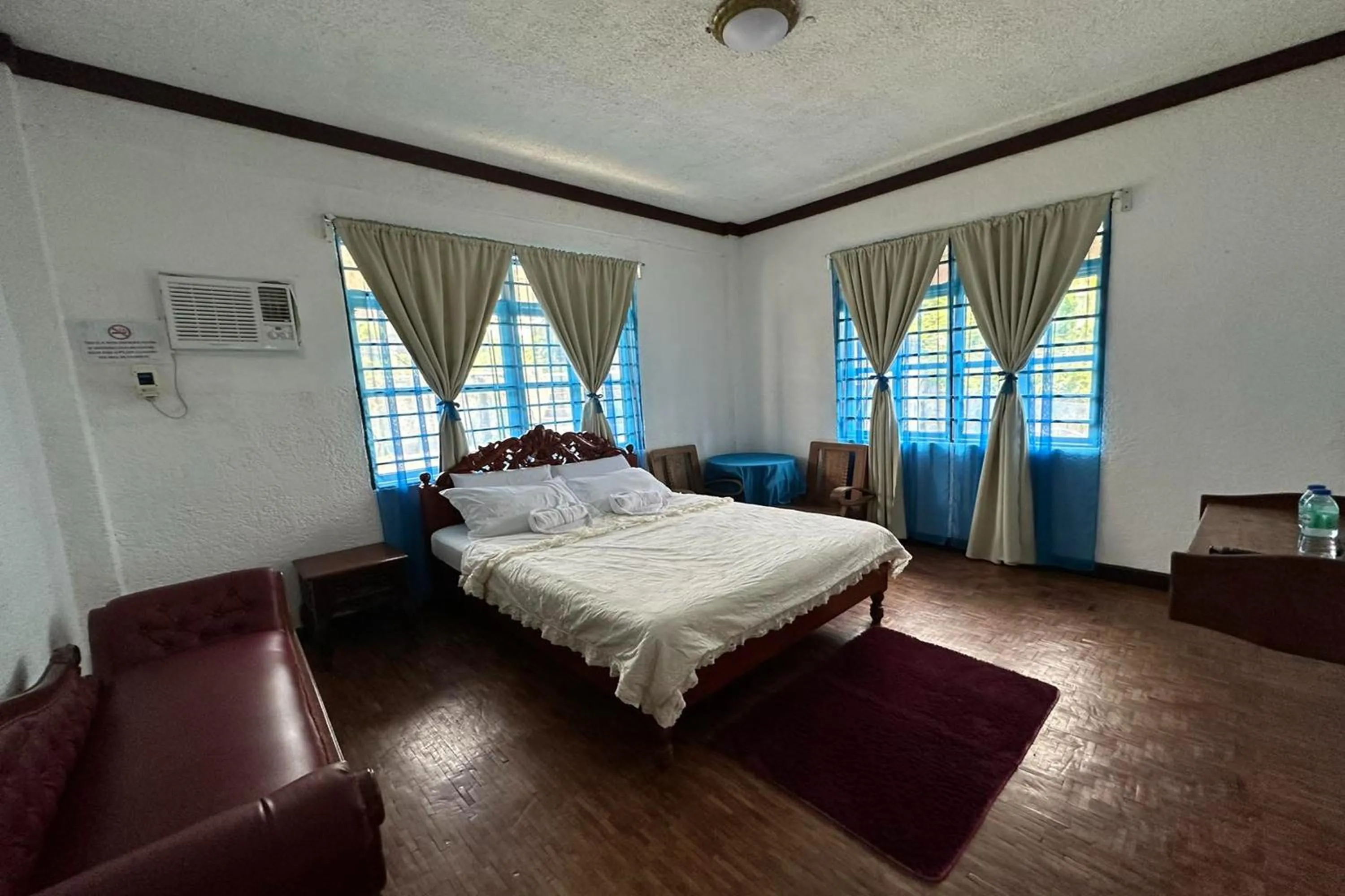 Bed in Hardin De Corales