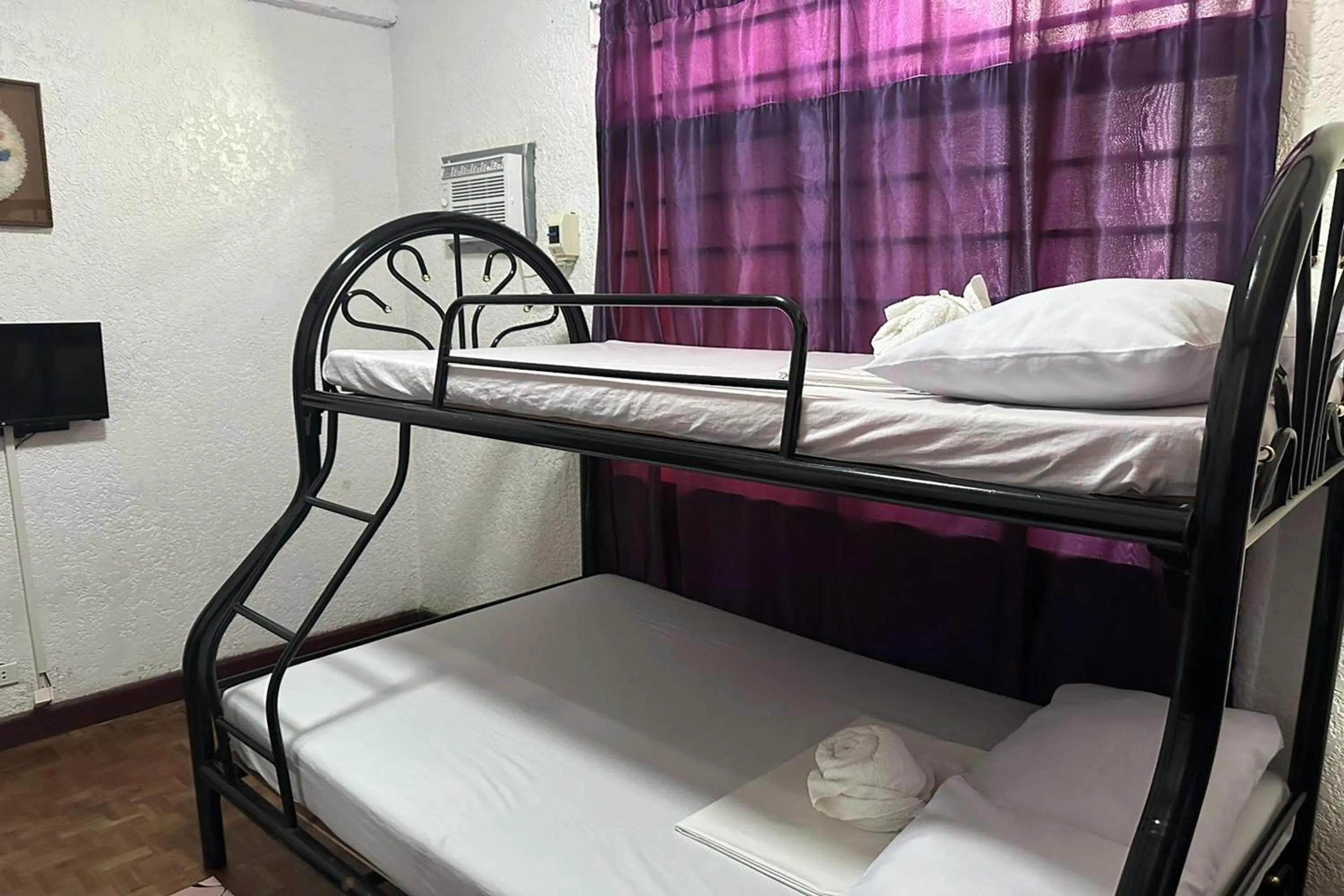 Bed in Hardin De Corales