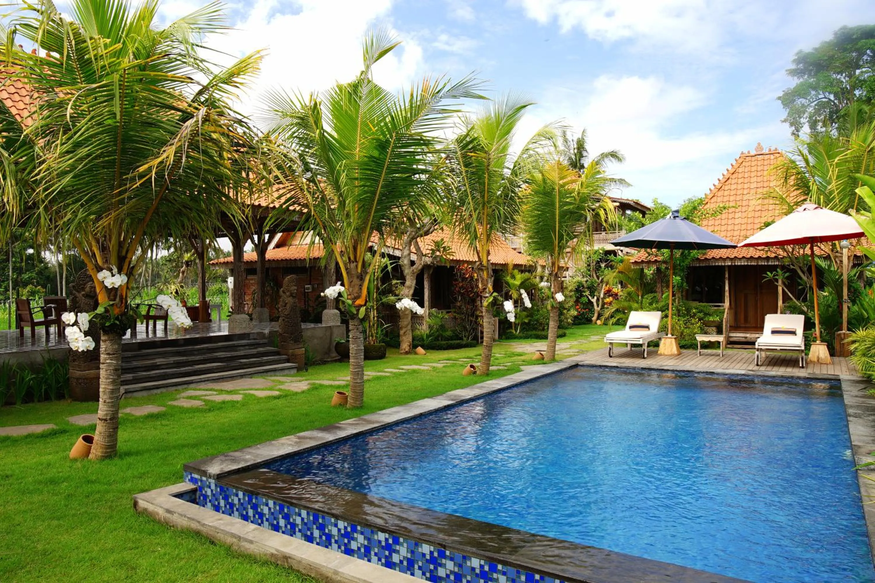 Swimming pool in Nauna Villa Bali