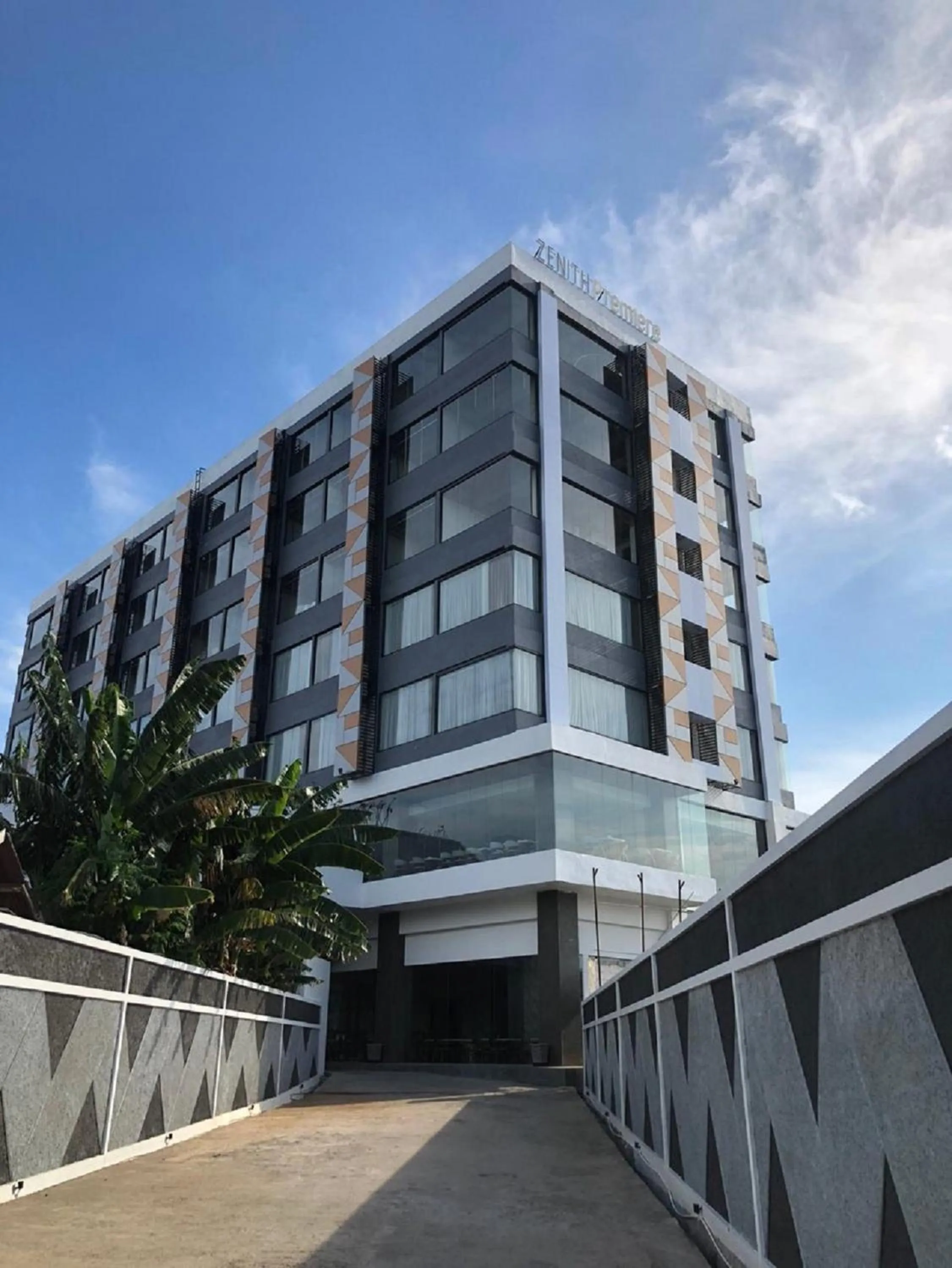 Property building in Zenith Premiere Hotel Baubau