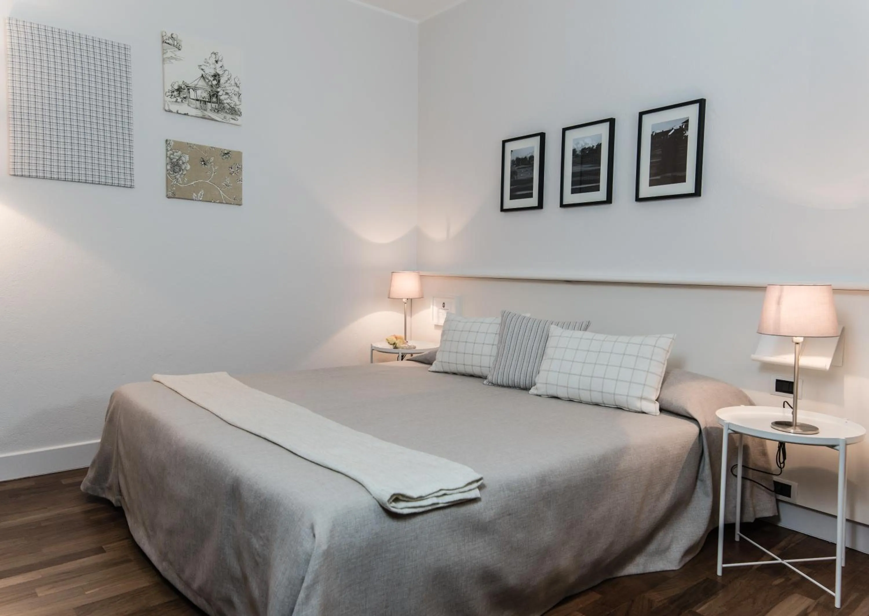 Bedroom, Bed in Golf Hotel Castelconturbia