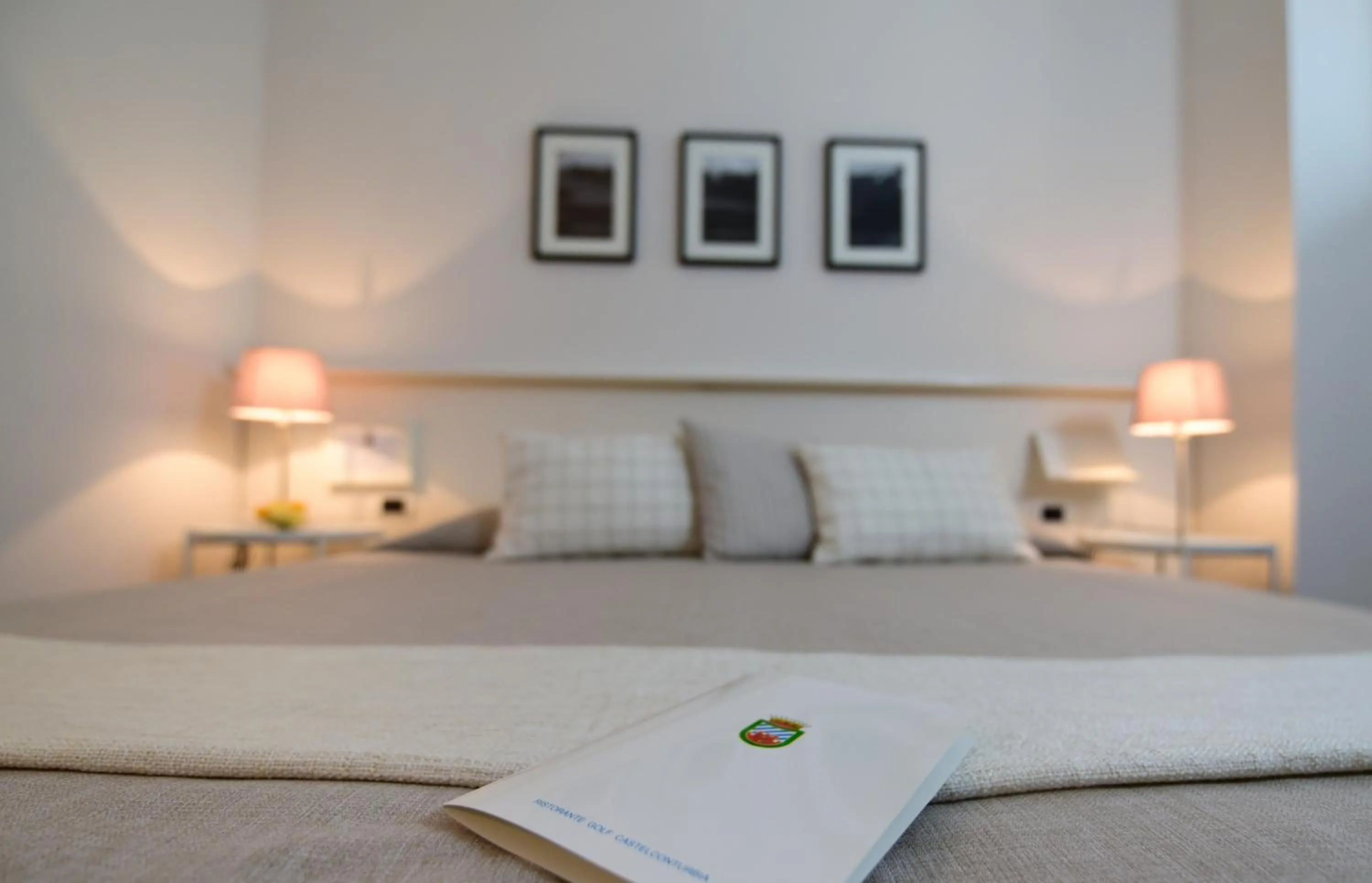 Bed in Golf Hotel Castelconturbia