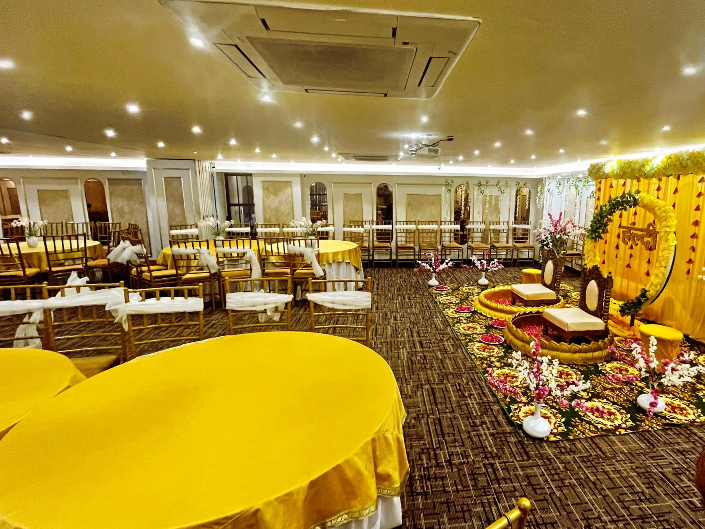 Banquet/Function facilities in Town Pallace Inn - Hotel in New Delhi