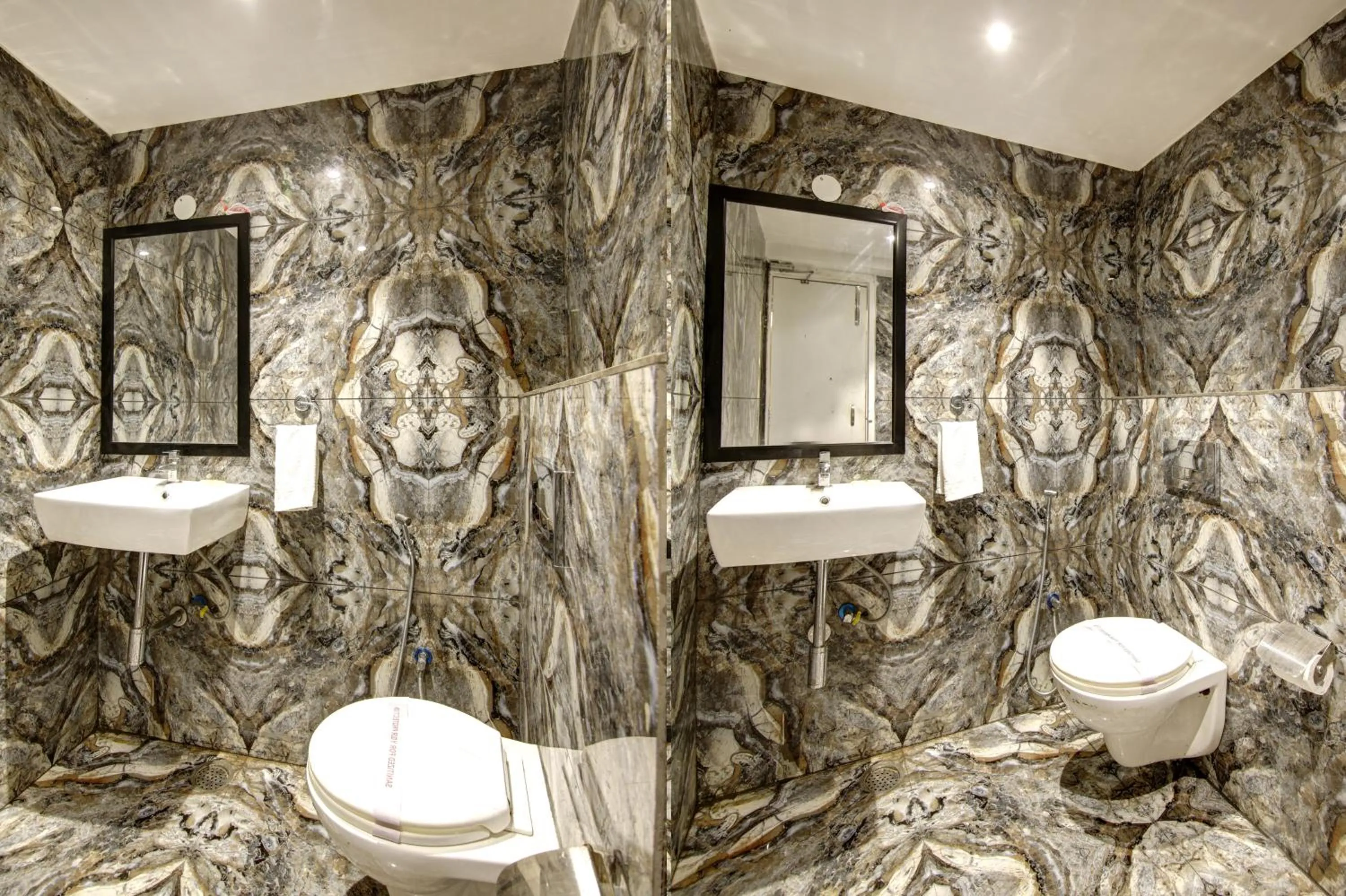 Bathroom in Town Pallace Inn - Hotel in New Delhi