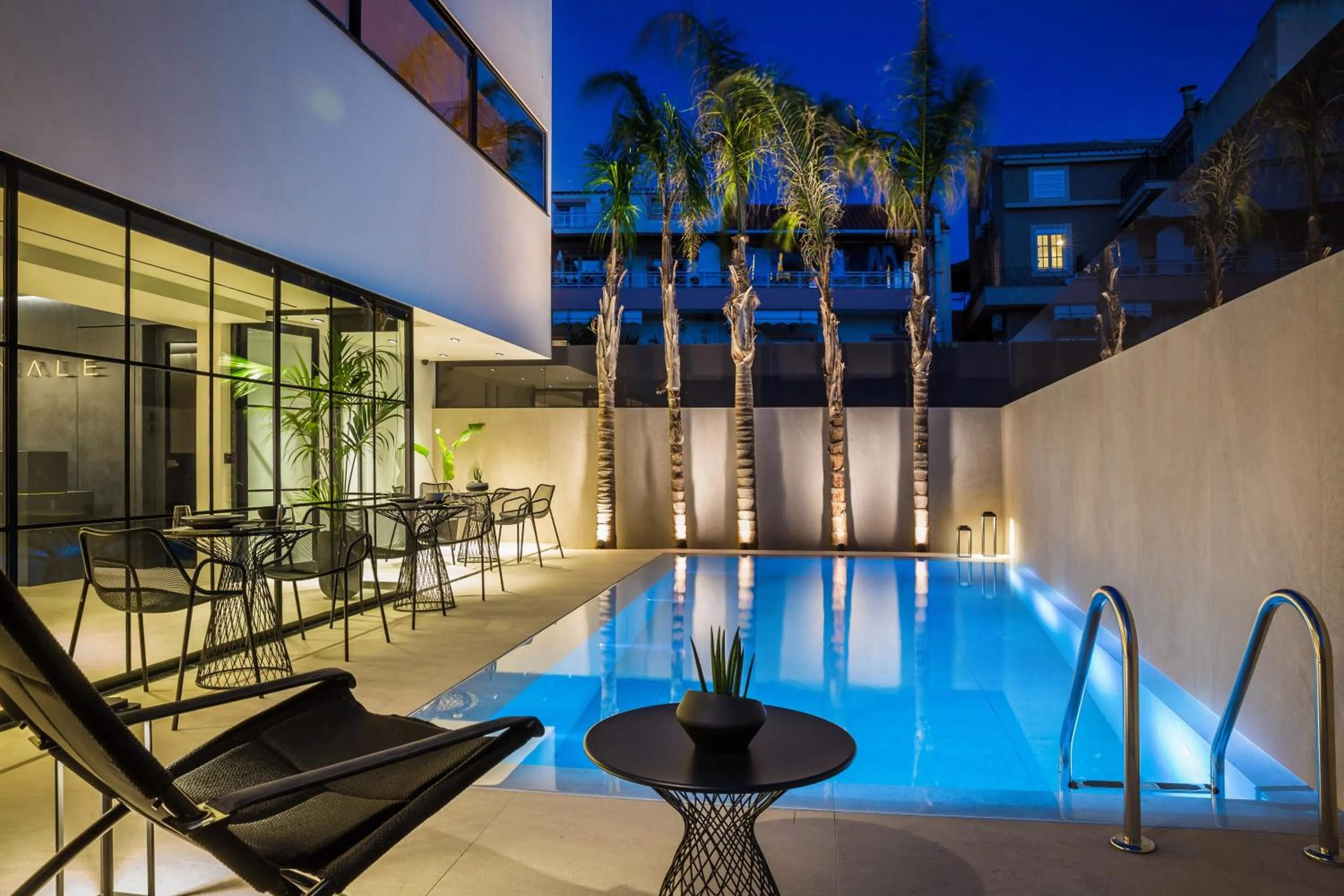 Swimming pool in Canale Hotel & Suites