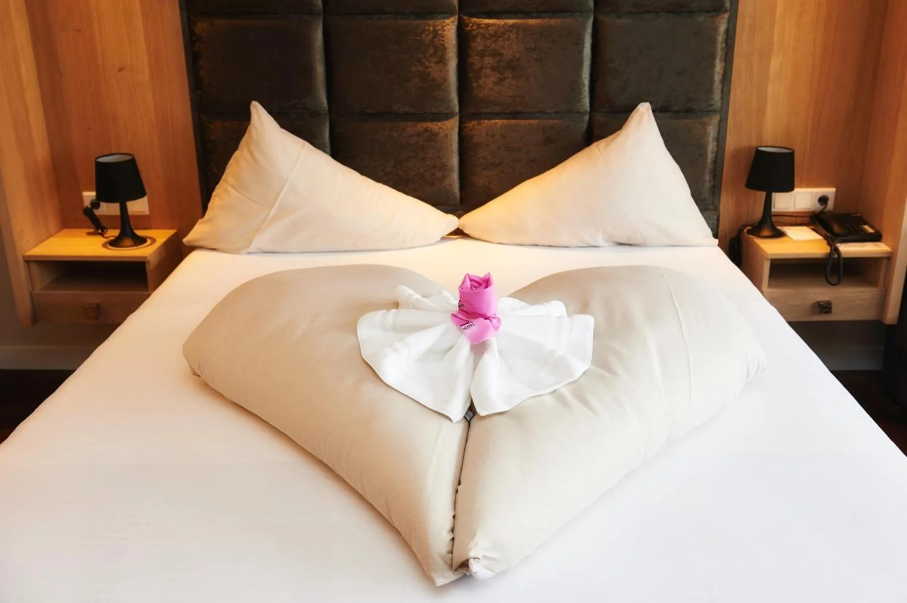 Bed in Alpenlove - Adult SPA Hotel