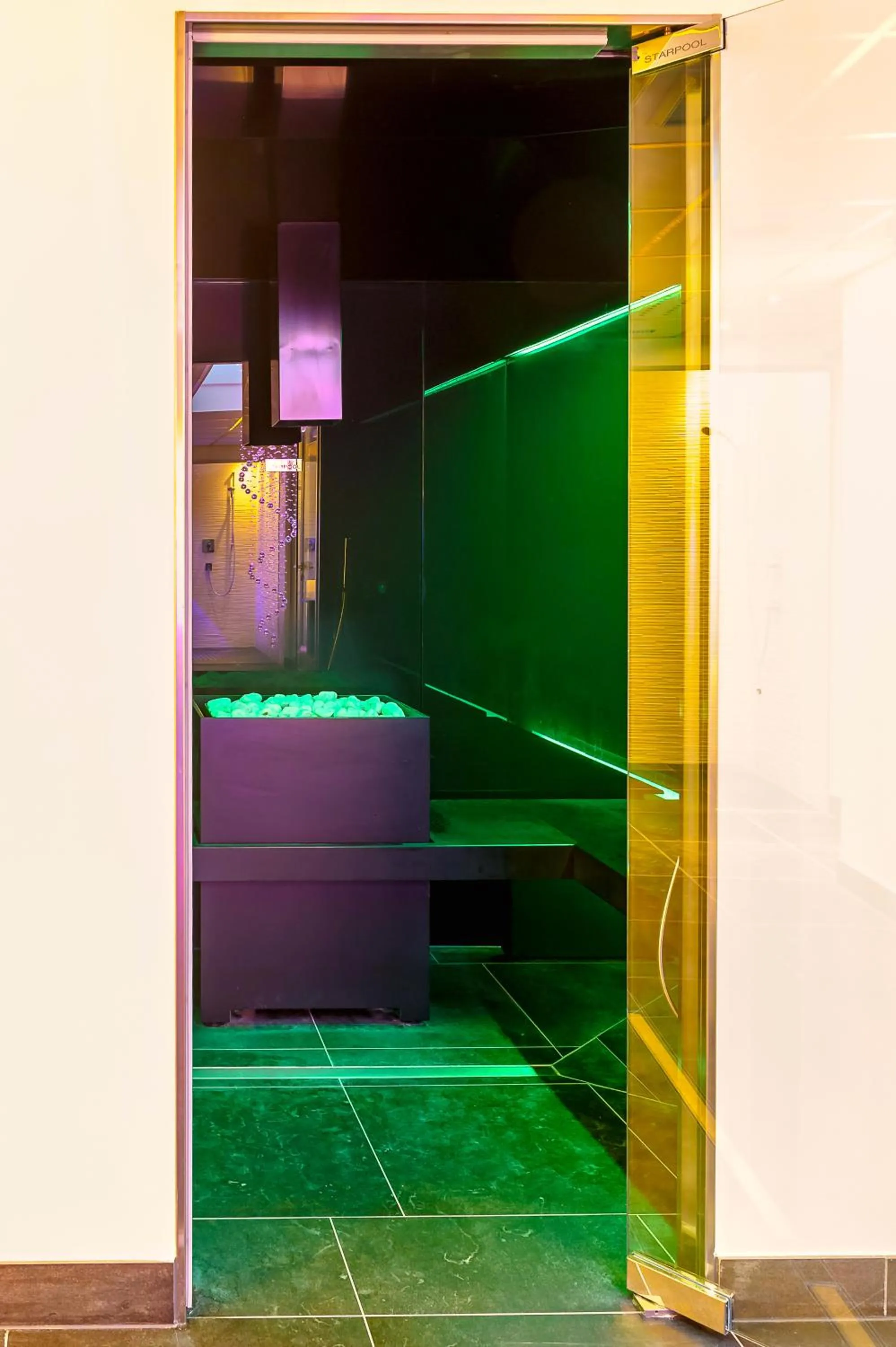 Steam room in Alpenlove - Adult SPA Hotel