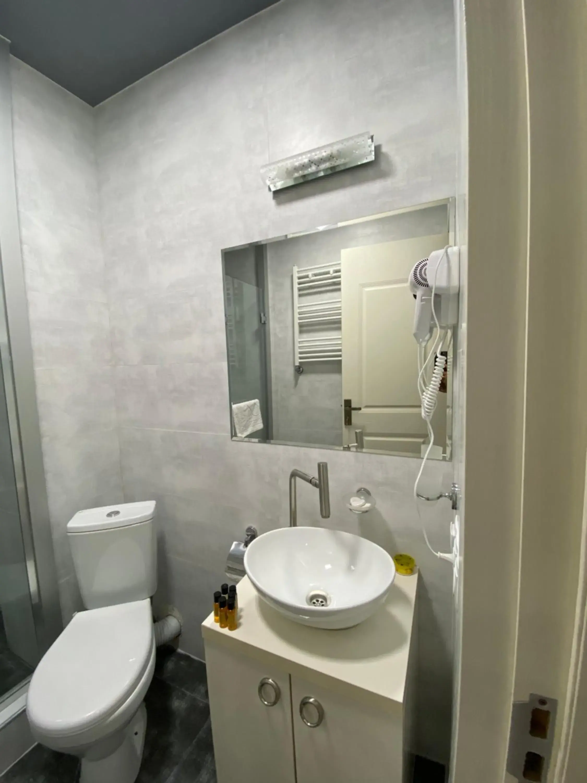 Triple Room with Balcony in Hotel Rustaveli Triple Room with Balcony in Hotel Rustaveli