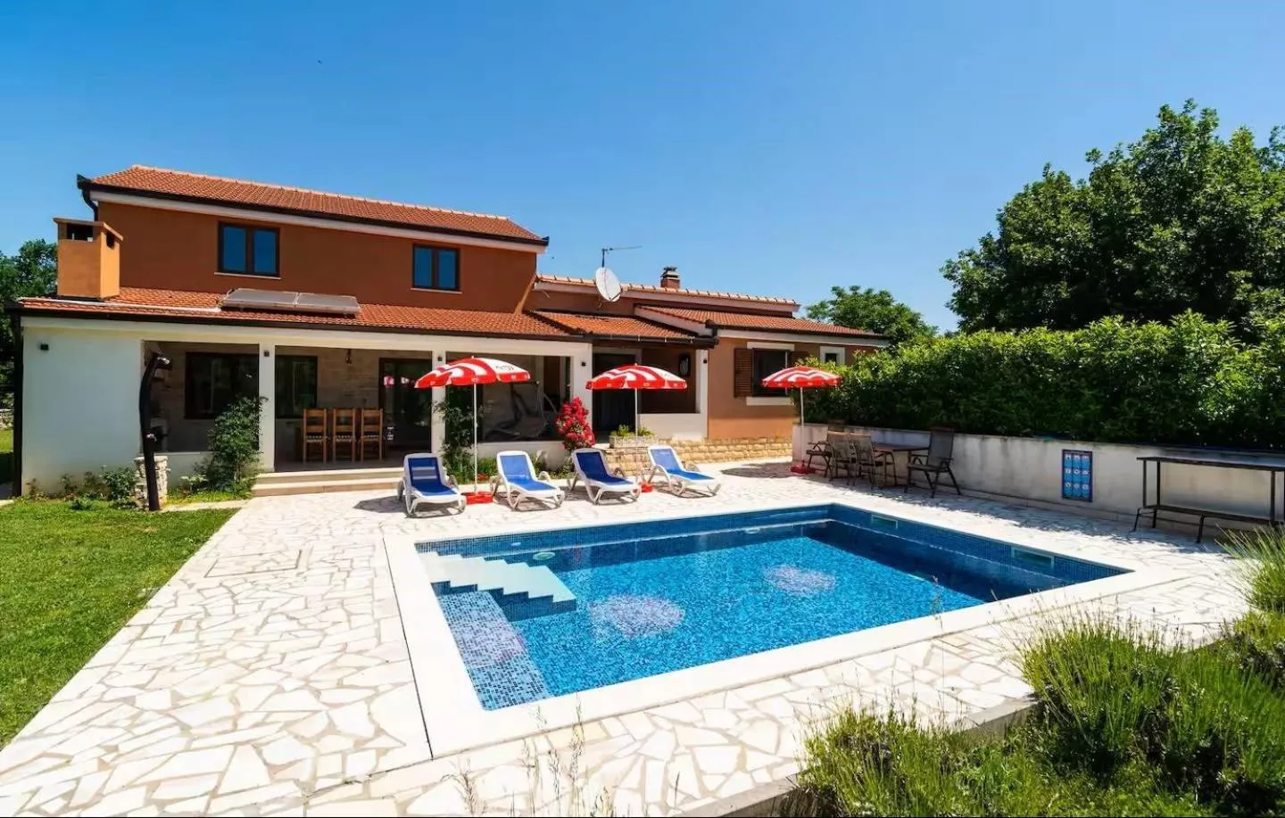 Holiday Home Domina