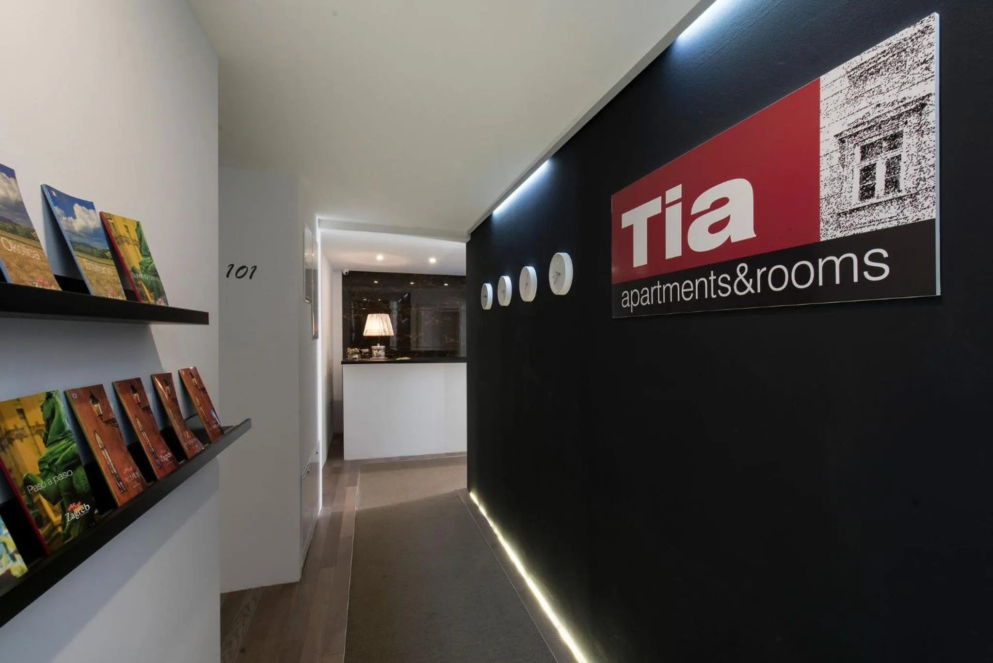 Lobby or reception in Tia Apartments and Rooms