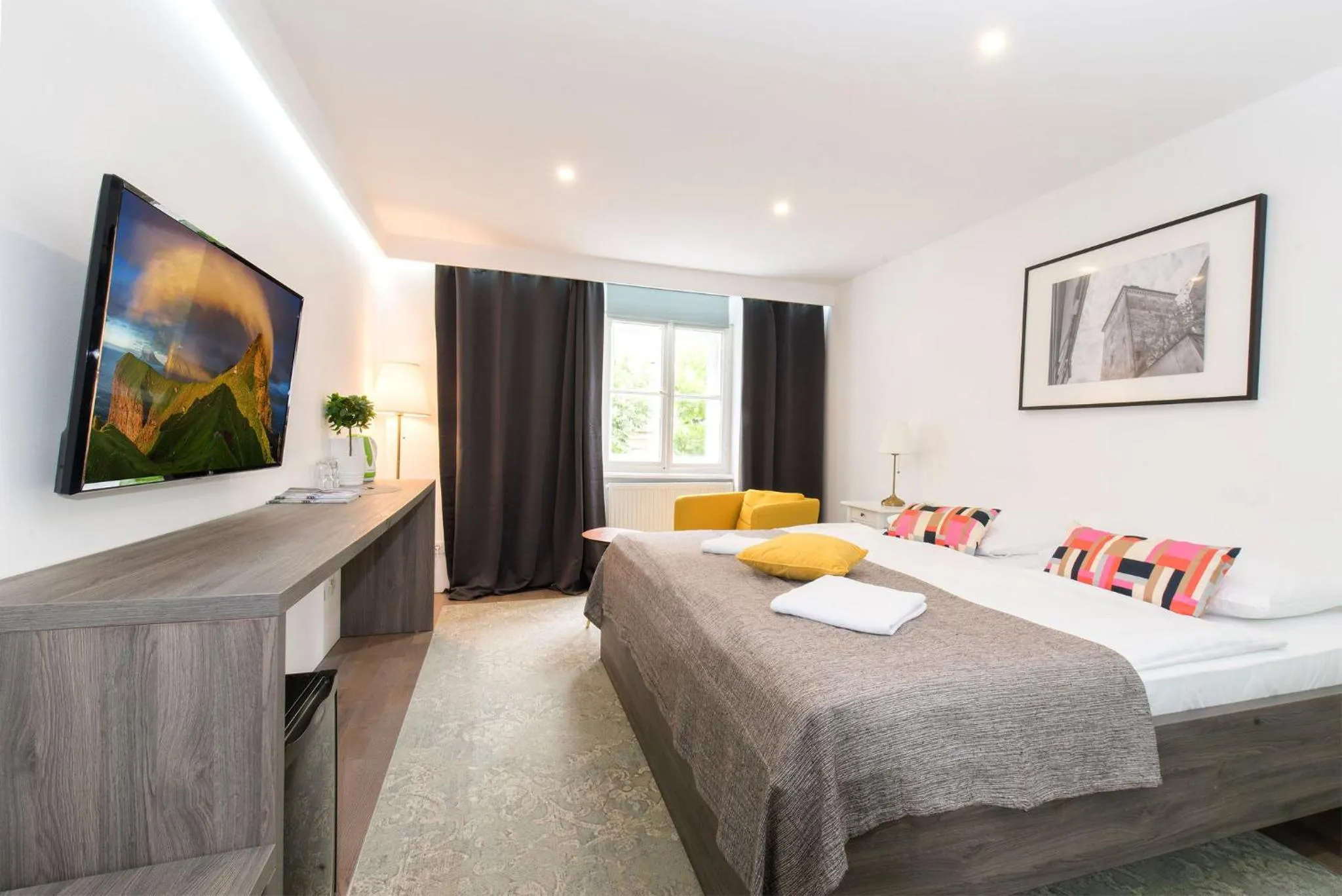 Bedroom in Tia Apartments and Rooms