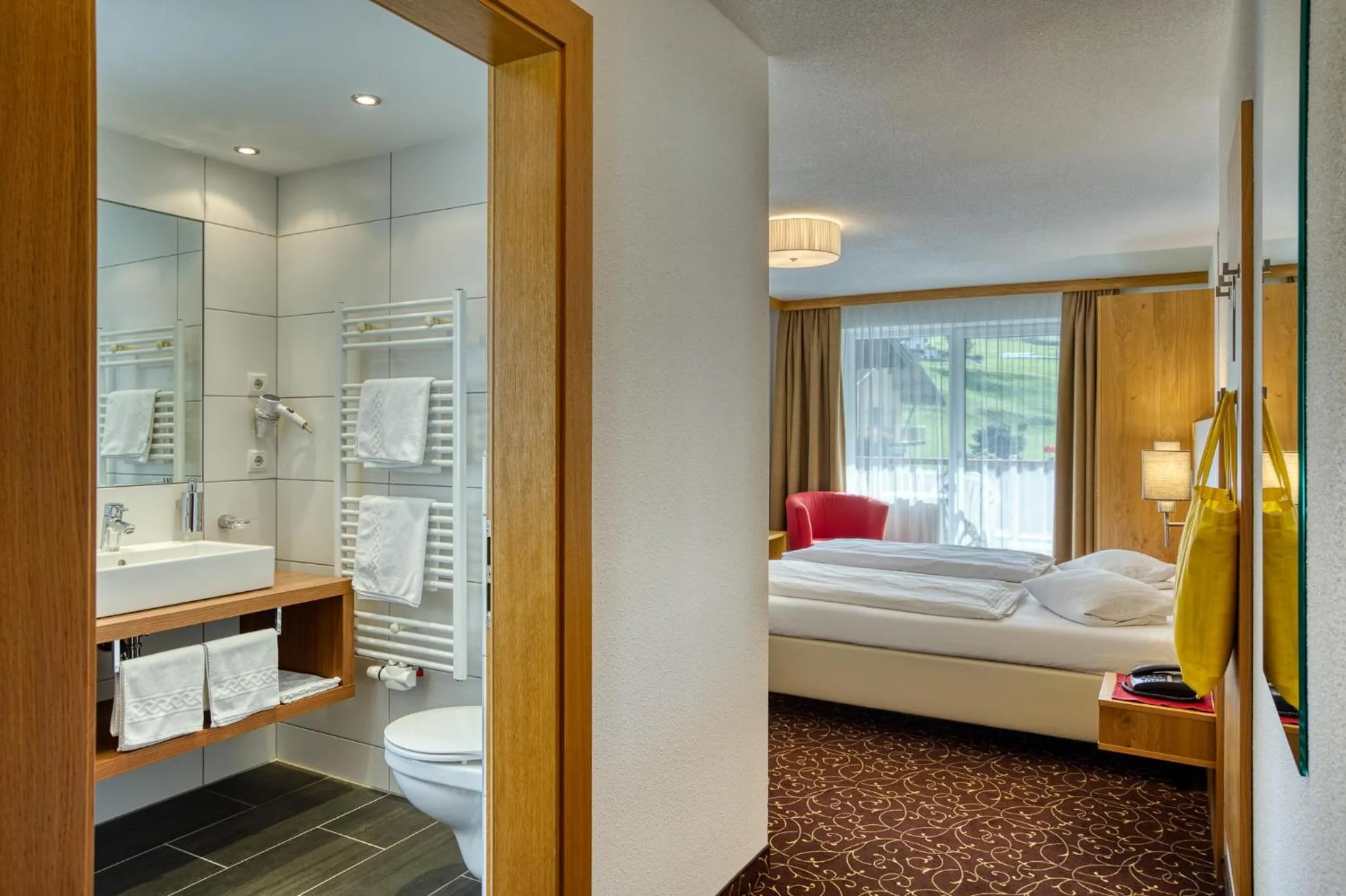 Bathroom, Bed in Hotel Erika