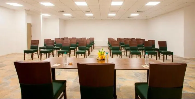 Meeting/conference room in Hotel Mumbai House Airoli, Navi Mumbai