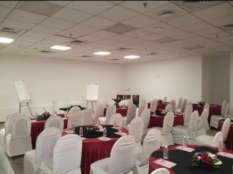 Meeting/conference room in Hotel Mumbai House Airoli, Navi Mumbai