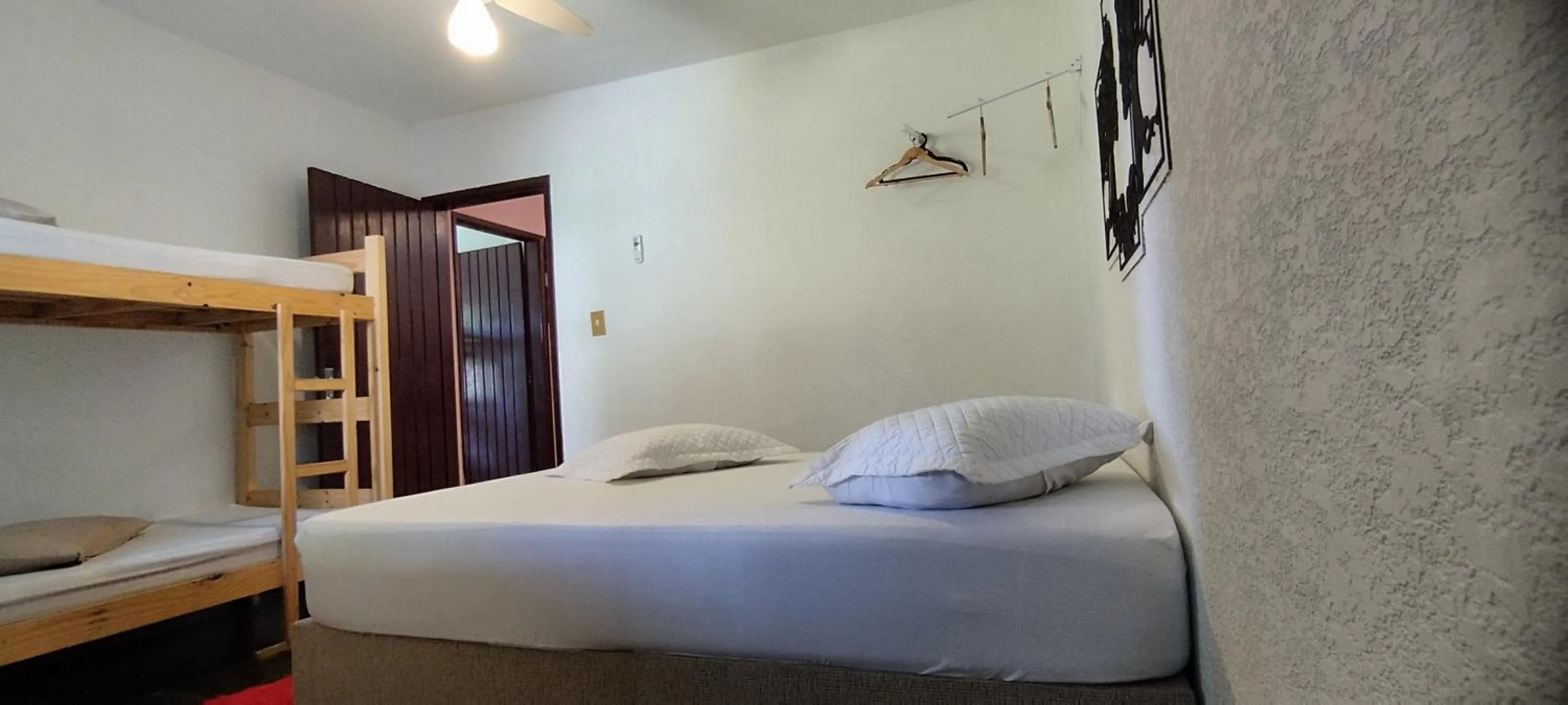 Photo of the whole room, Bed in Chácara Sorriso 1 em Atibaia