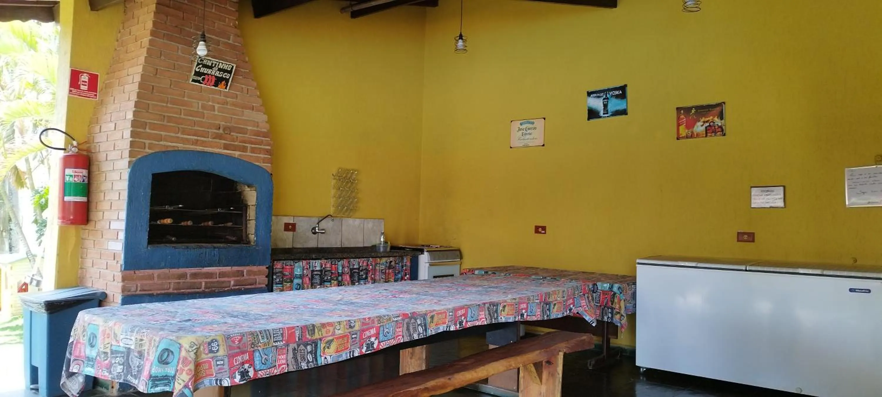 BBQ facilities in Chácara Sorriso 1 em Atibaia