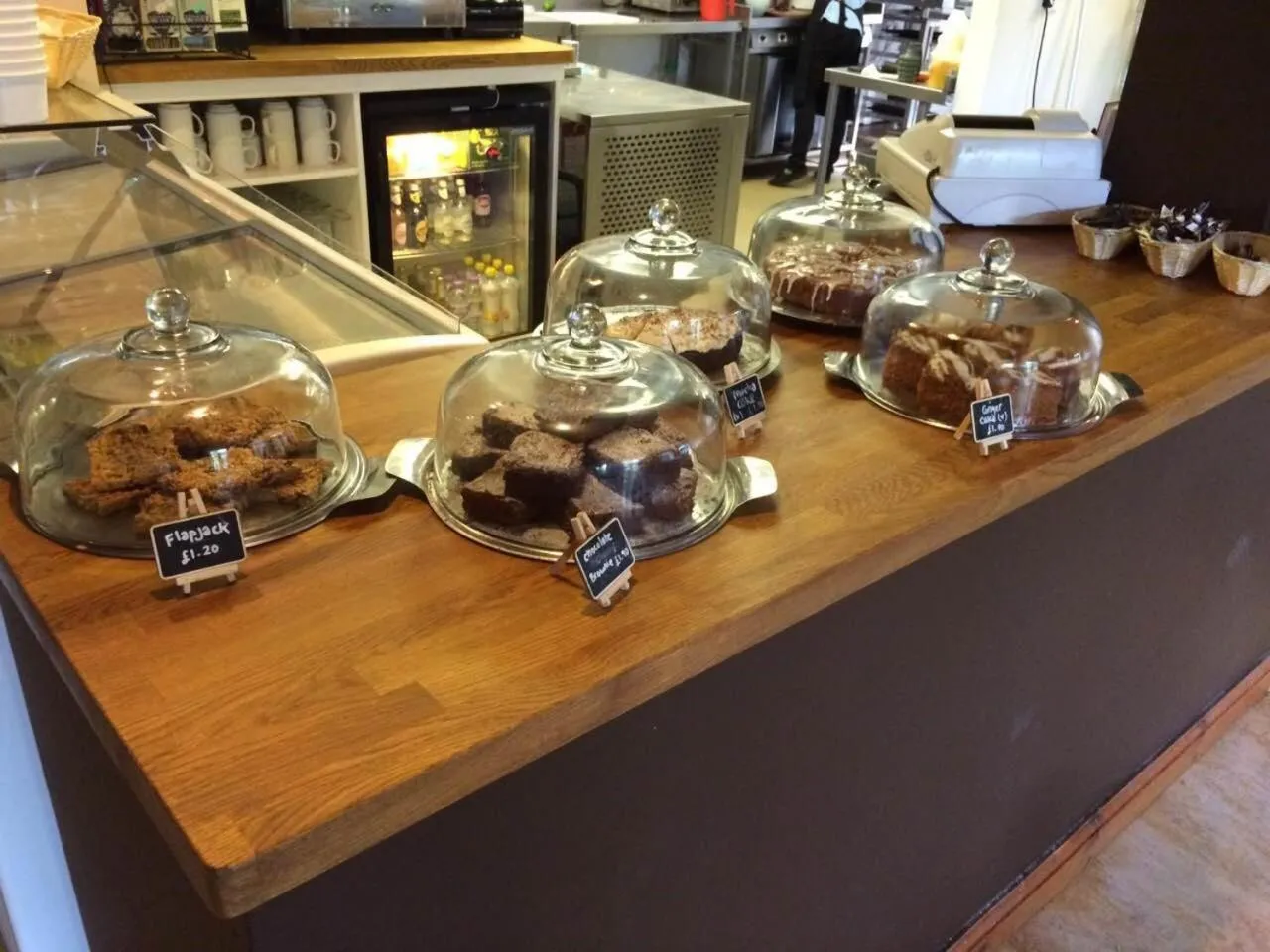 Restaurant/places to eat in South Downs Eco Lodge & Camping